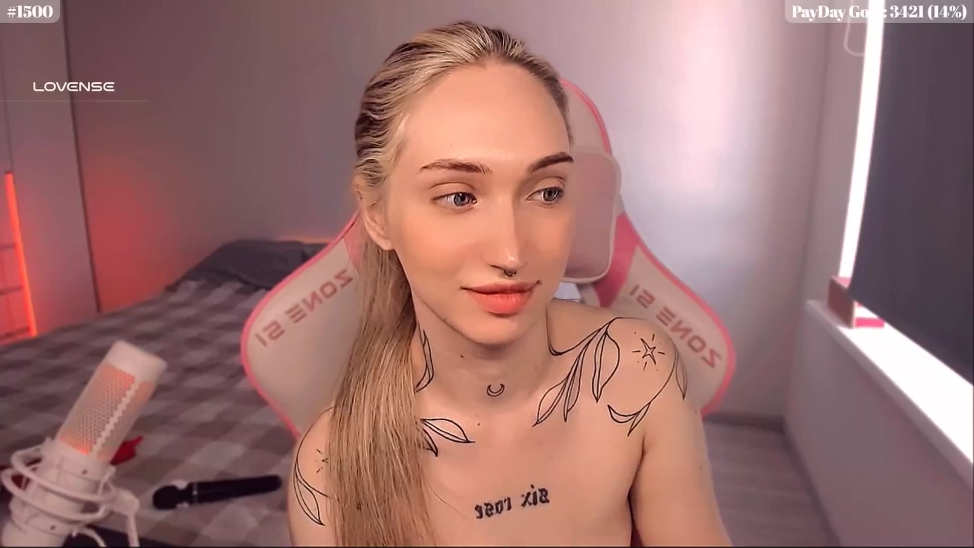 Gallery image thumbnail from Sunny_xoxo's myfreecams stream on, 04/21/2025, 08:48 image 12 of 20
