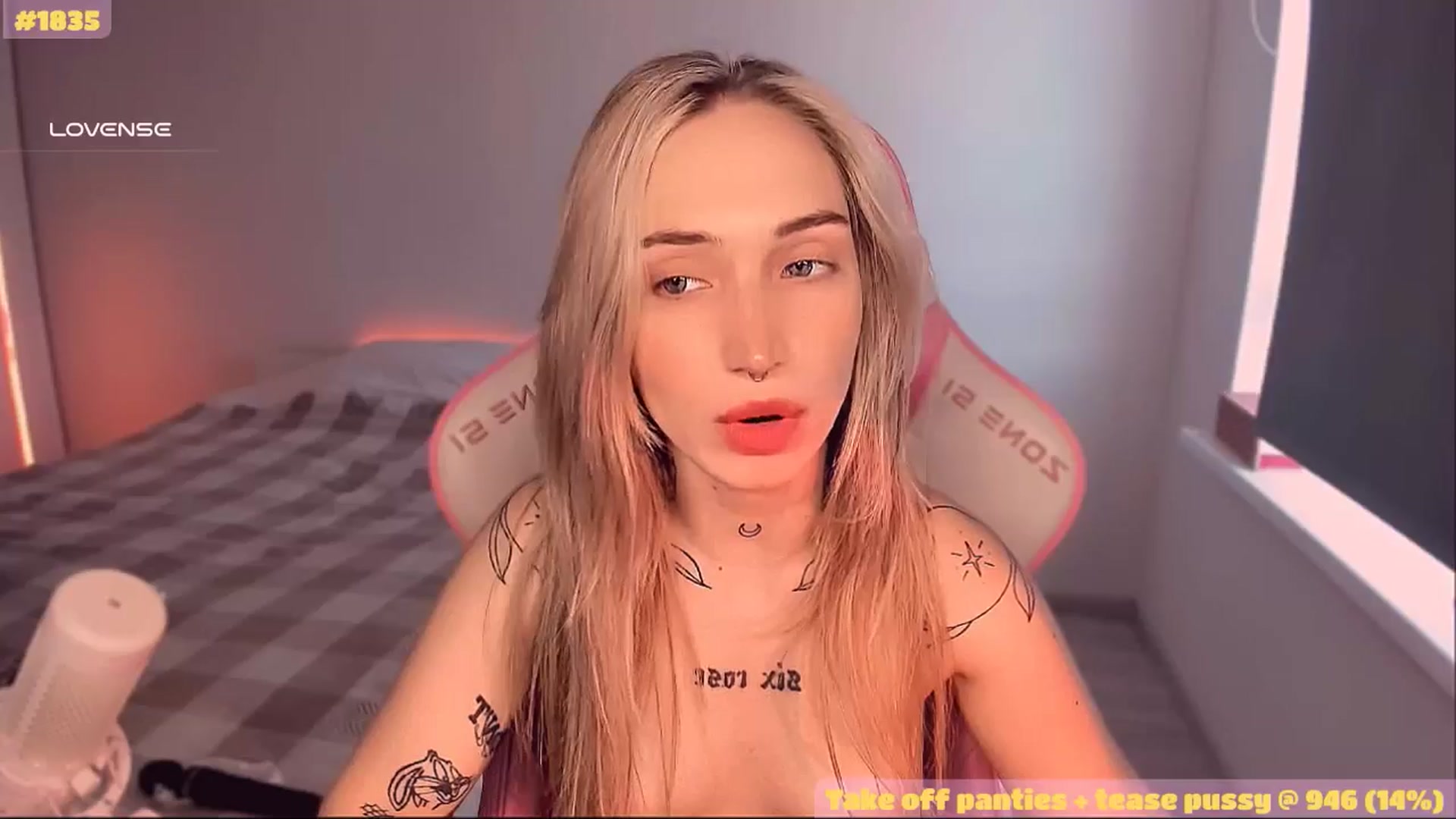 Gallery image thumbnail from Sunny_xoxo's myfreecams stream on, 05/12/2025, 05:06 image 17 of 20