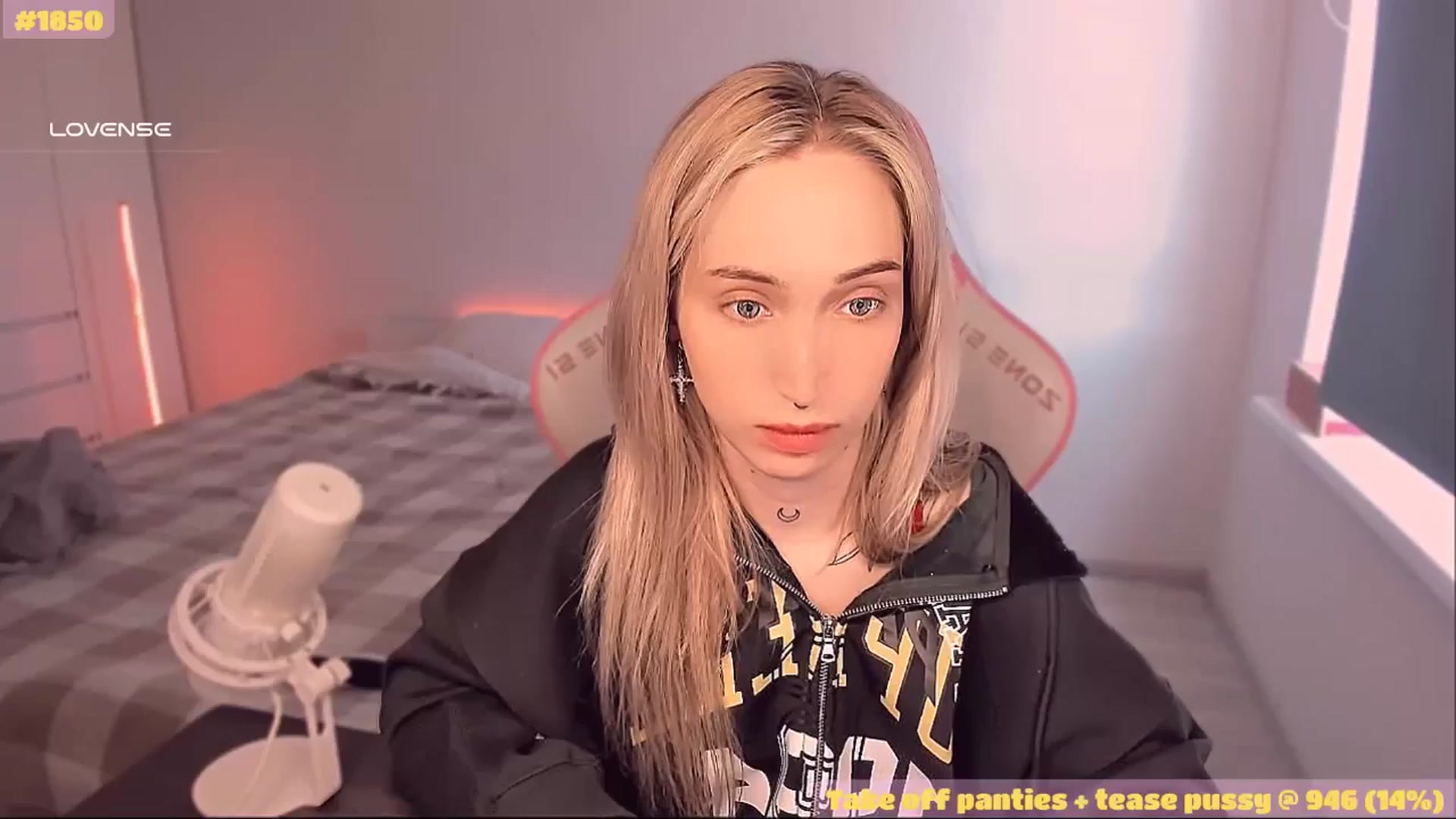 Gallery image thumbnail from Sunny_xoxo's myfreecams stream on, 05/12/2025, 09:29 image 6 of 20