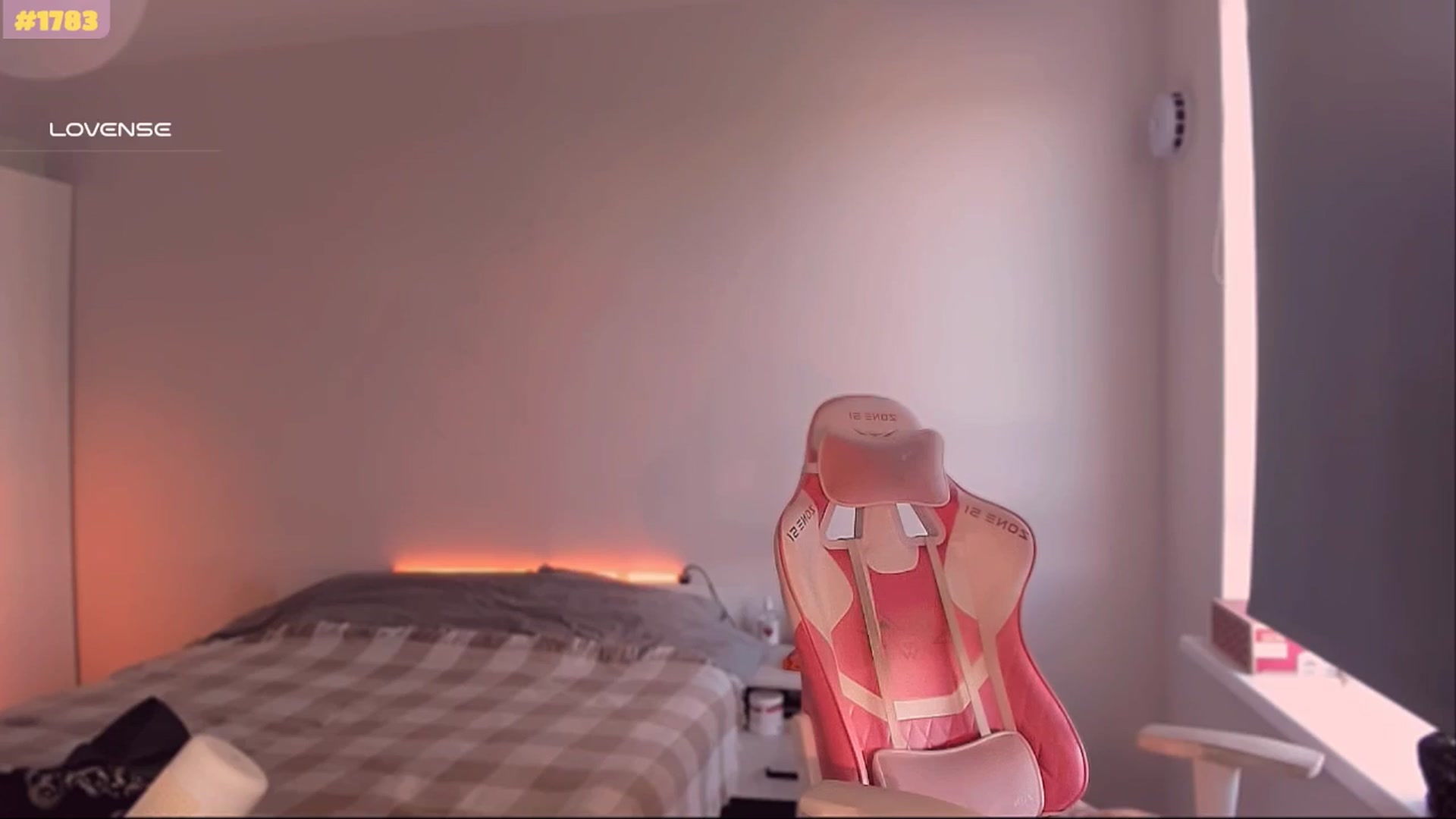 Gallery image thumbnail from Sunny_xoxo's myfreecams stream on, 05/19/2025, 04:18 image 11 of 20