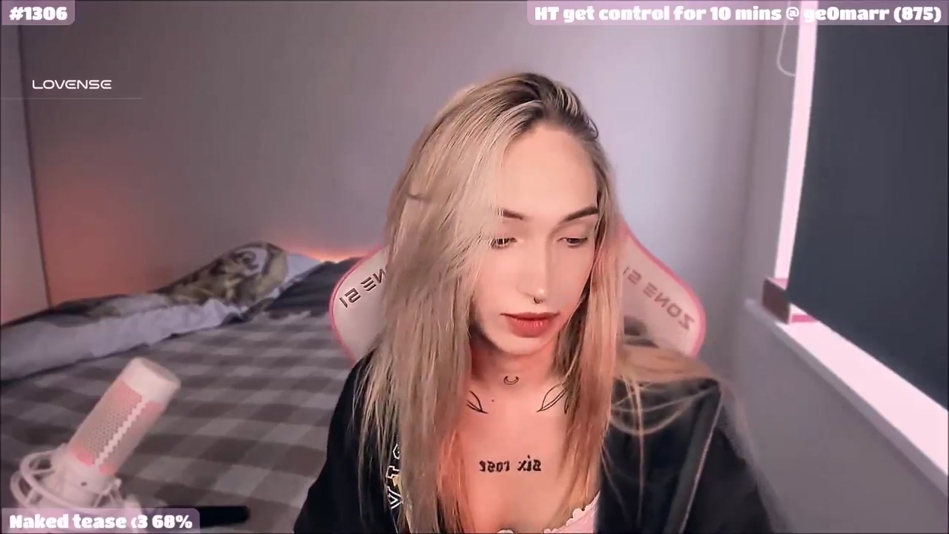 Gallery image thumbnail from Sunny_xoxo's myfreecams stream on, 05/27/2025, 06:32 image 7 of 20