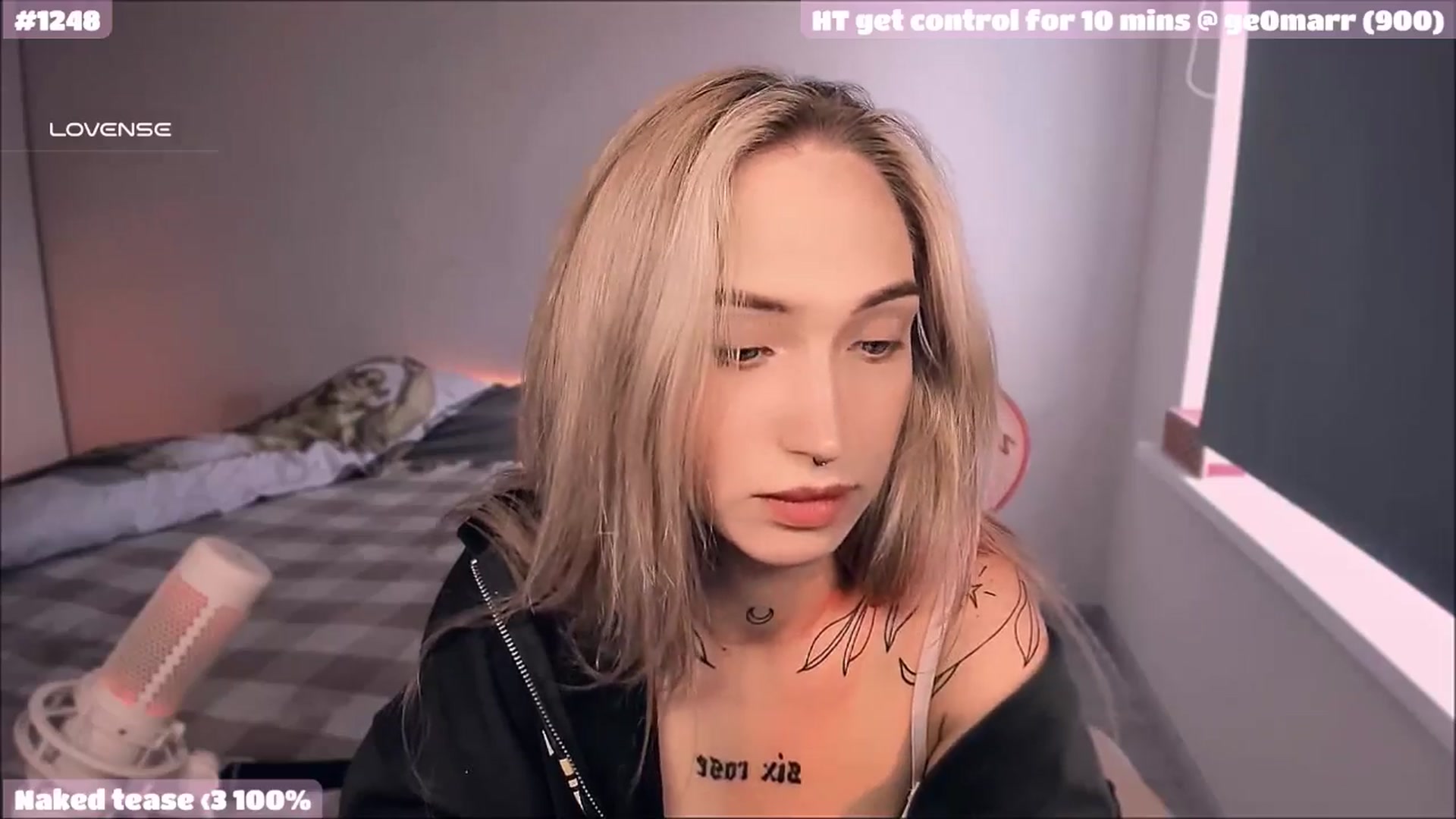 Gallery image thumbnail from Sunny_xoxo's myfreecams stream on, 05/27/2025, 06:32 image 18 of 20