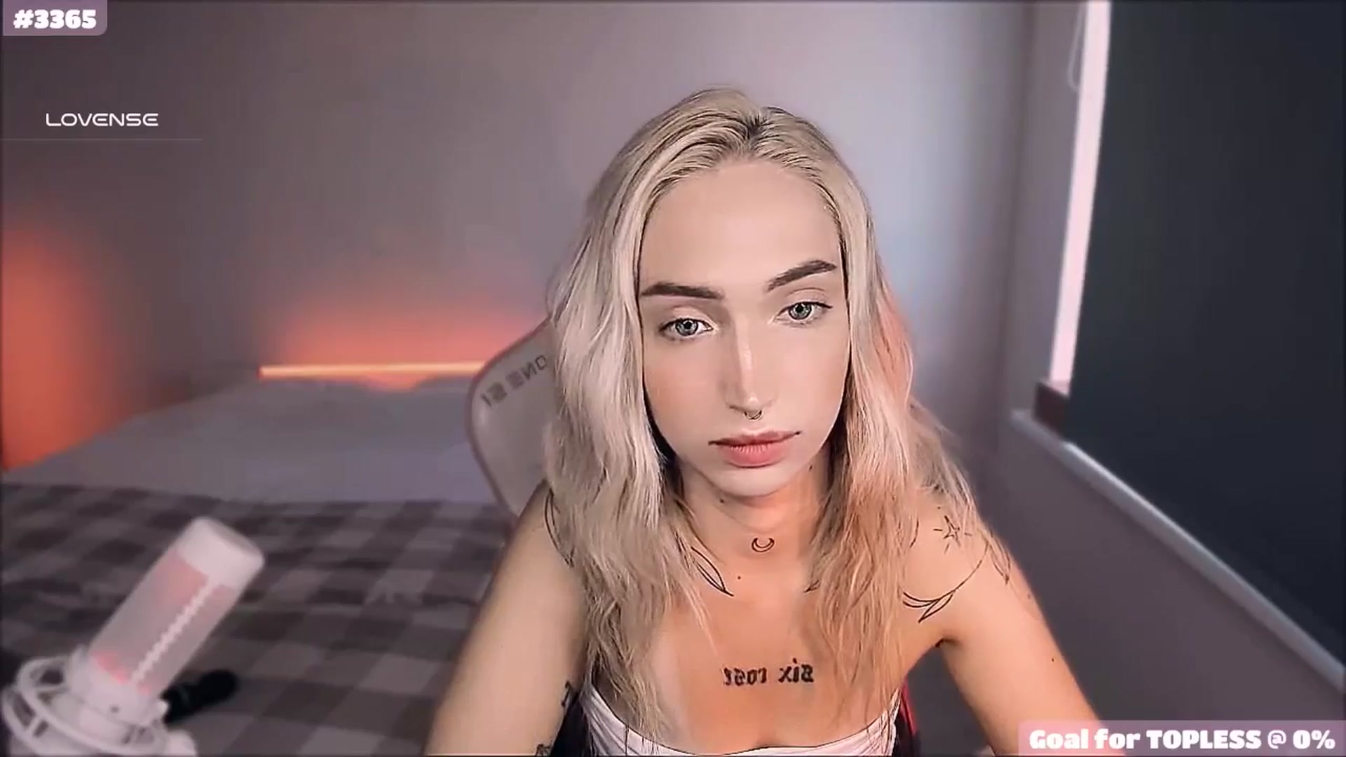 Gallery image thumbnail from Sunny_xoxo's myfreecams stream on, 06/23/2025, 04:23 image 9 of 20