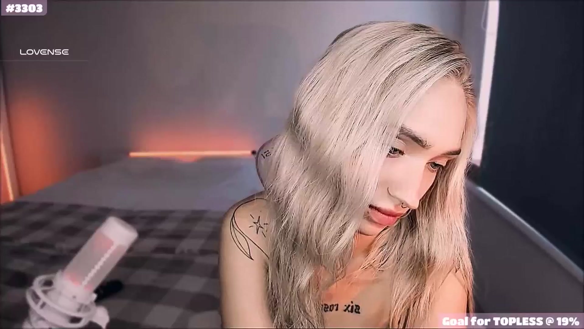 Gallery image thumbnail from Sunny_xoxo's myfreecams stream on, 06/23/2025, 04:23 image 12 of 20