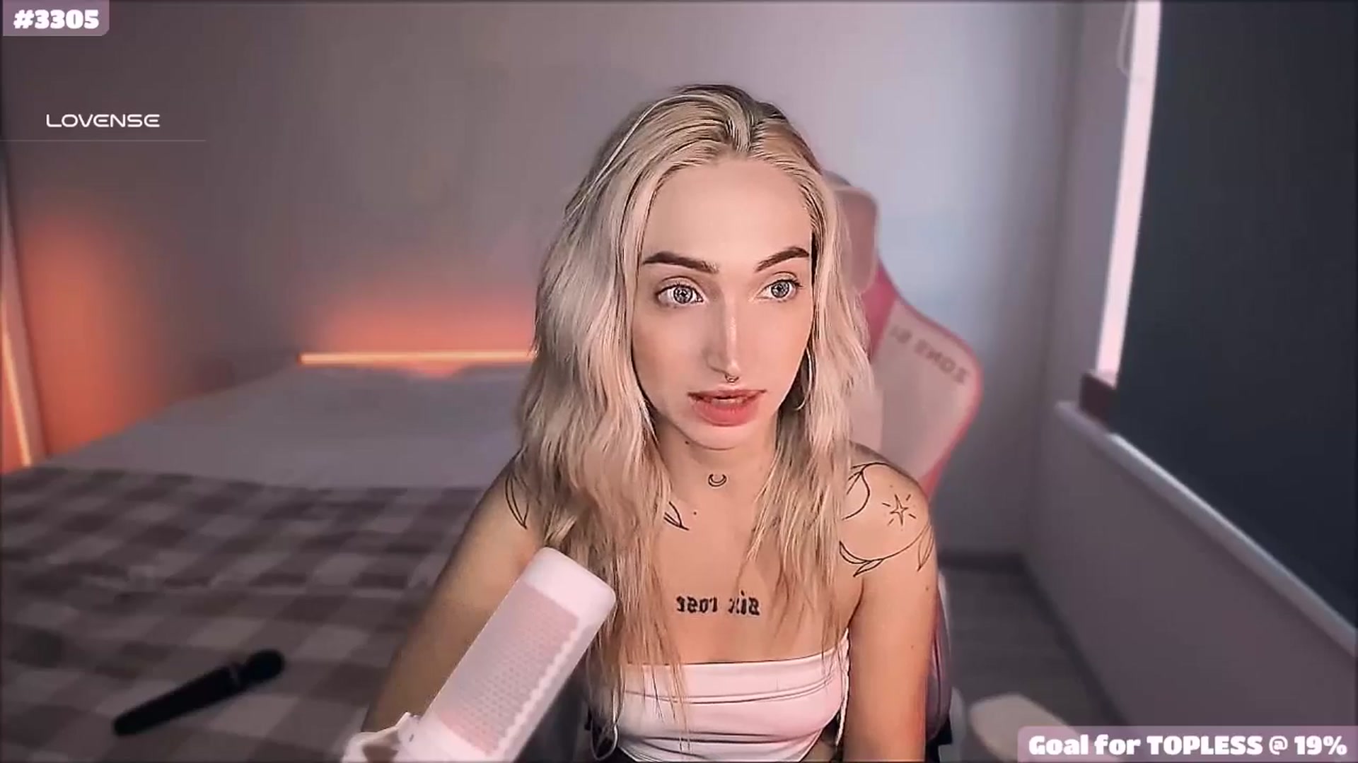 Gallery image thumbnail from Sunny_xoxo's myfreecams stream on, 06/23/2025, 04:23 image 14 of 20
