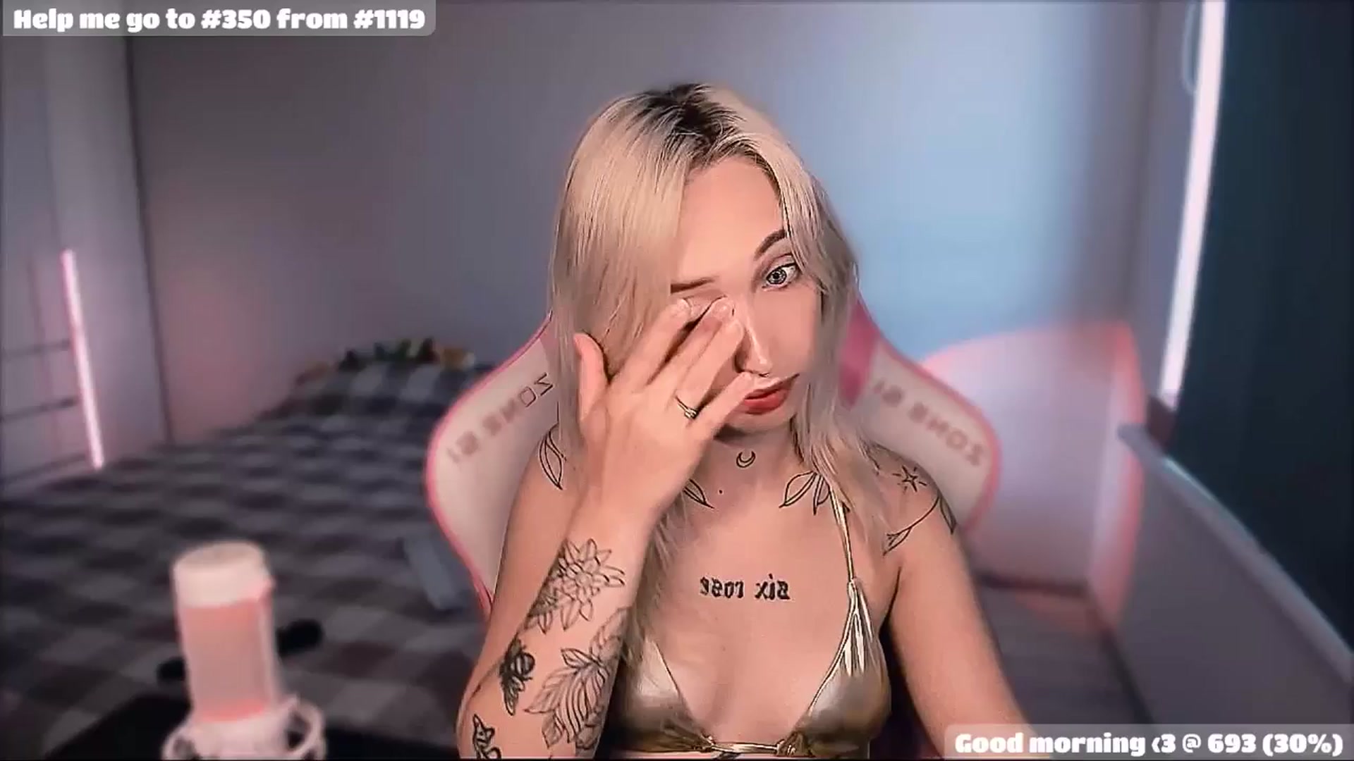 Gallery image thumbnail from Sunny_xoxo's myfreecams stream on, 08/20/2025, 04:22 image 2 of 20