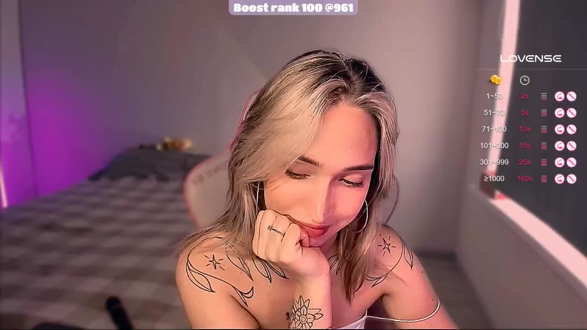 Gallery image thumbnail from Sunny_xoxo's myfreecams stream on, 09/29/2025, 05:53 image 17 of 20