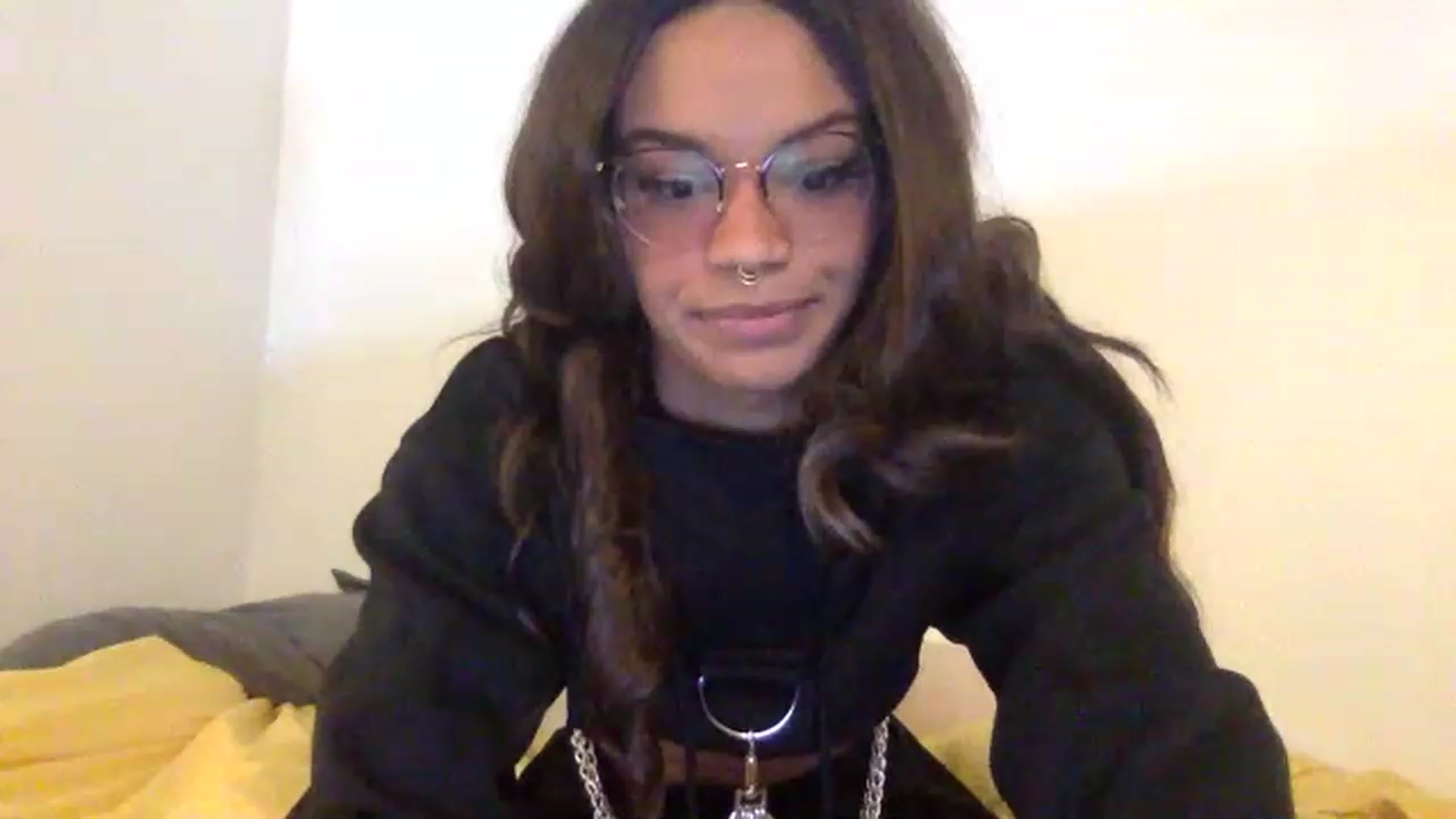 Gallery image thumbnail from SunnylilDays's myfreecams stream on, 01/20/2023, 19:45 image 1 of 20