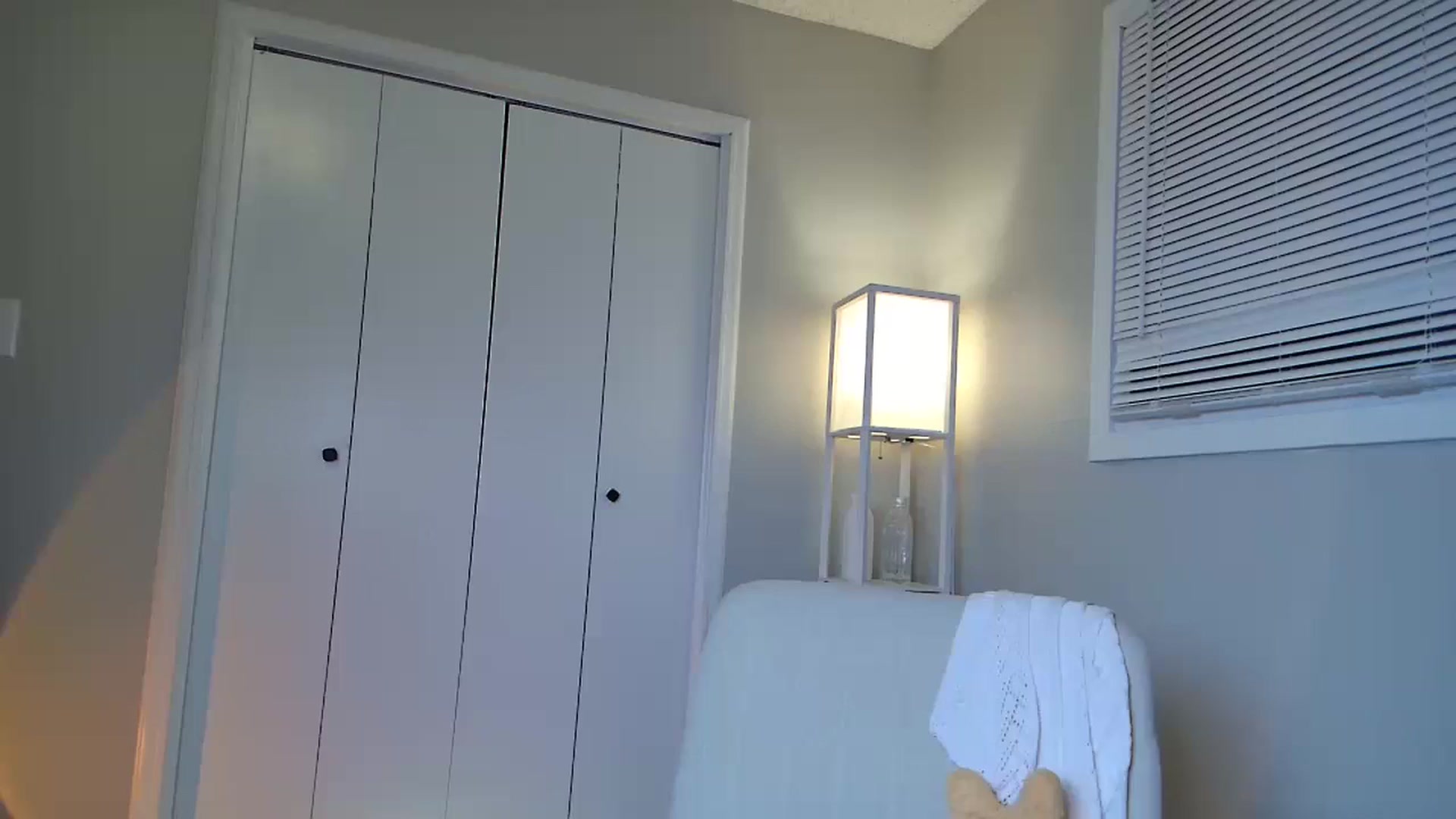 Gallery image thumbnail from SunnylilDays's myfreecams stream on, 07/30/2024, 04:17 image 1 of 20