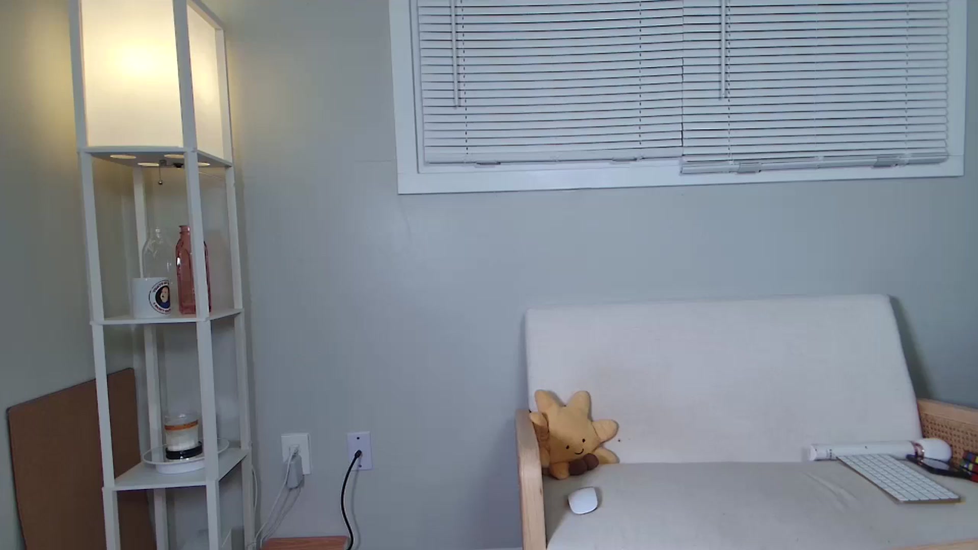 Gallery image thumbnail from SunnylilDays's myfreecams stream on, 05/06/2025, 02:39 image 17 of 20