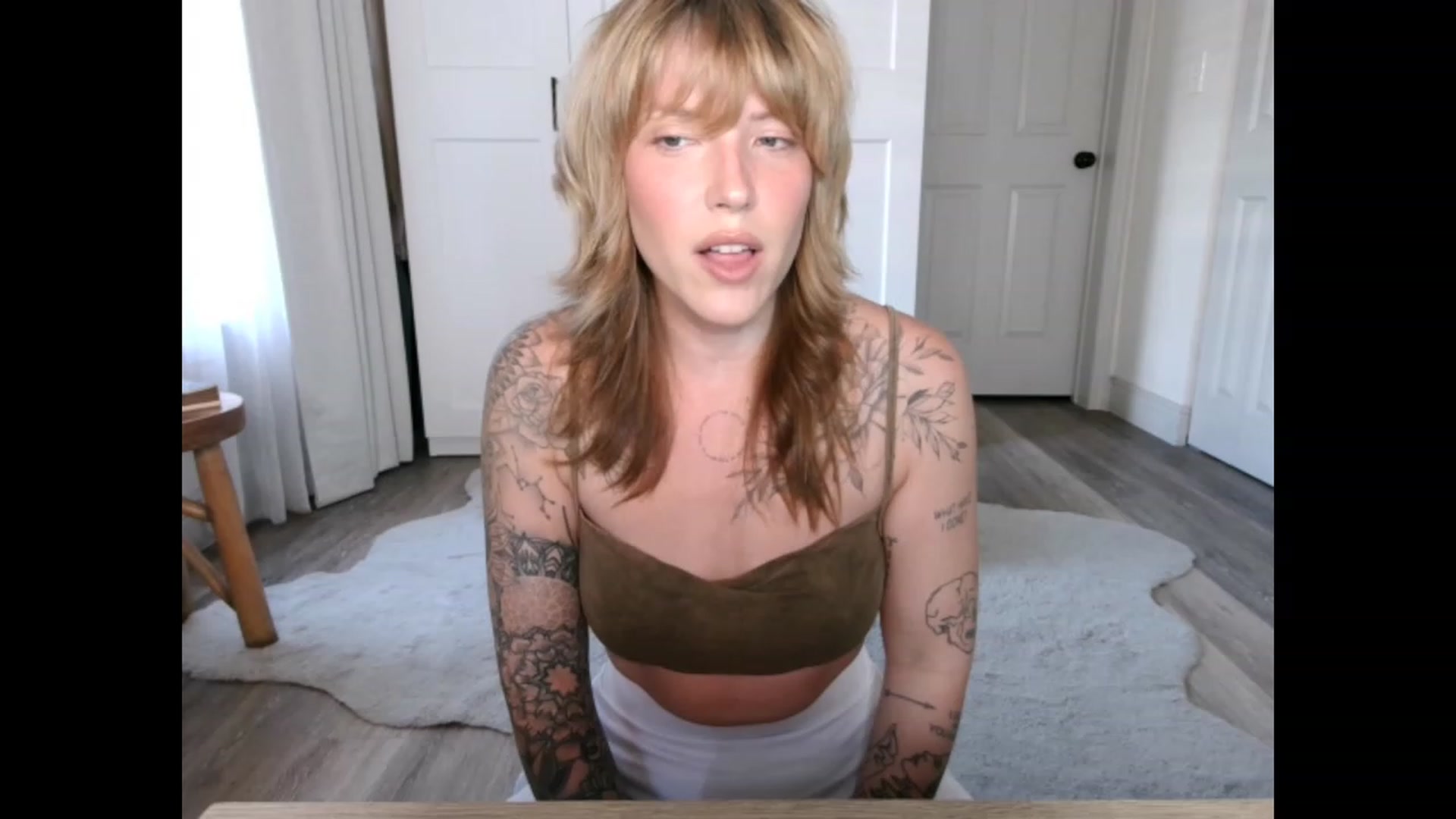 Gallery image thumbnail from Sunnyy_Dazee's myfreecams stream on, 03/28/2023, 21:39 image 6 of 20