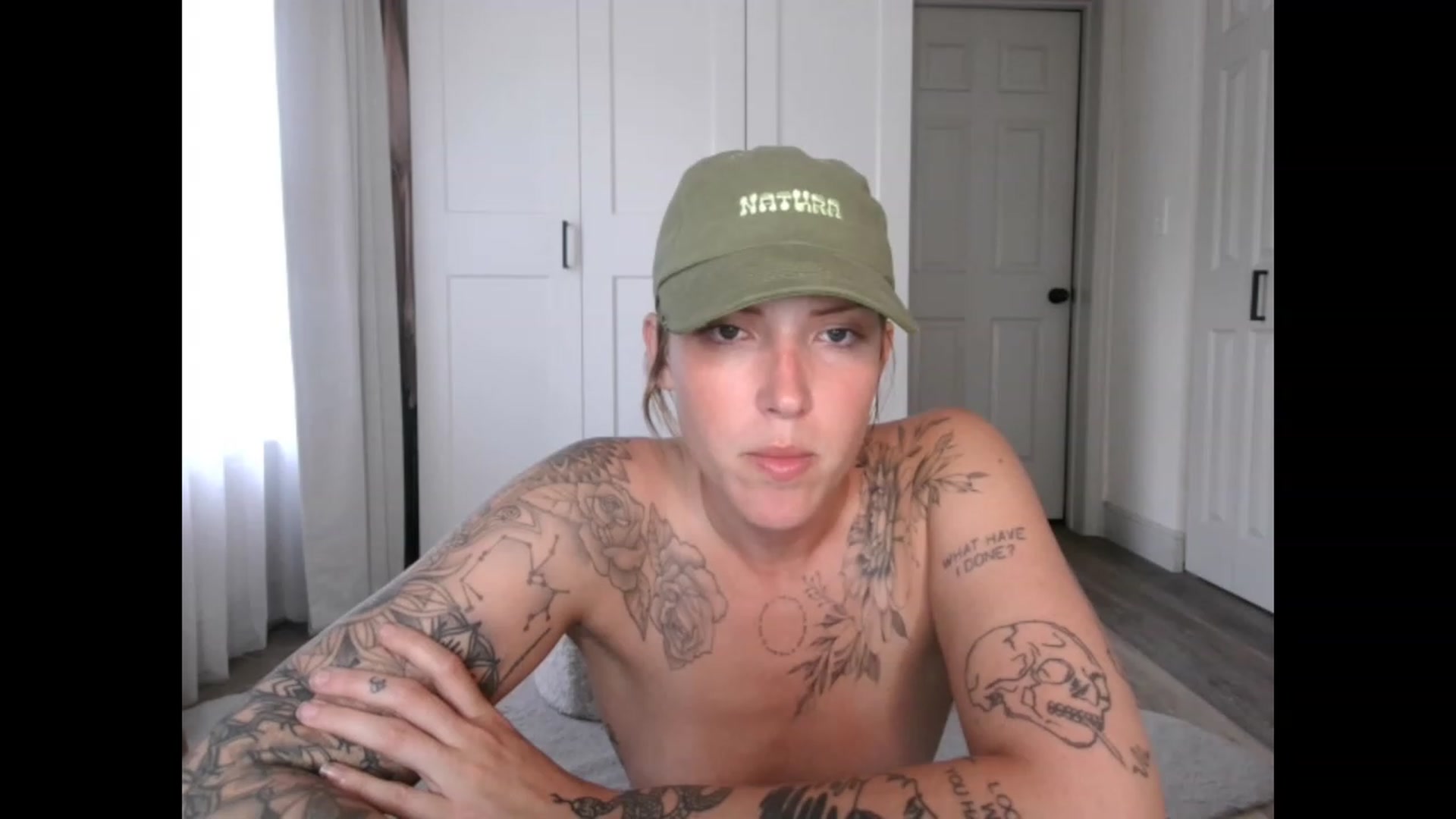 Gallery image thumbnail from Sunnyy_Dazee's myfreecams stream on, 04/28/2023, 23:05 image 9 of 20