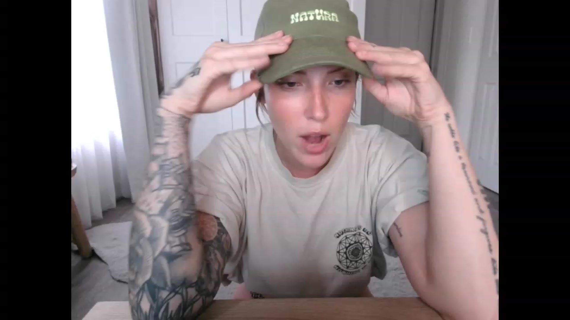 Gallery image thumbnail from Sunnyy_Dazee's myfreecams stream on, 04/28/2023, 23:05 image 1 of 20