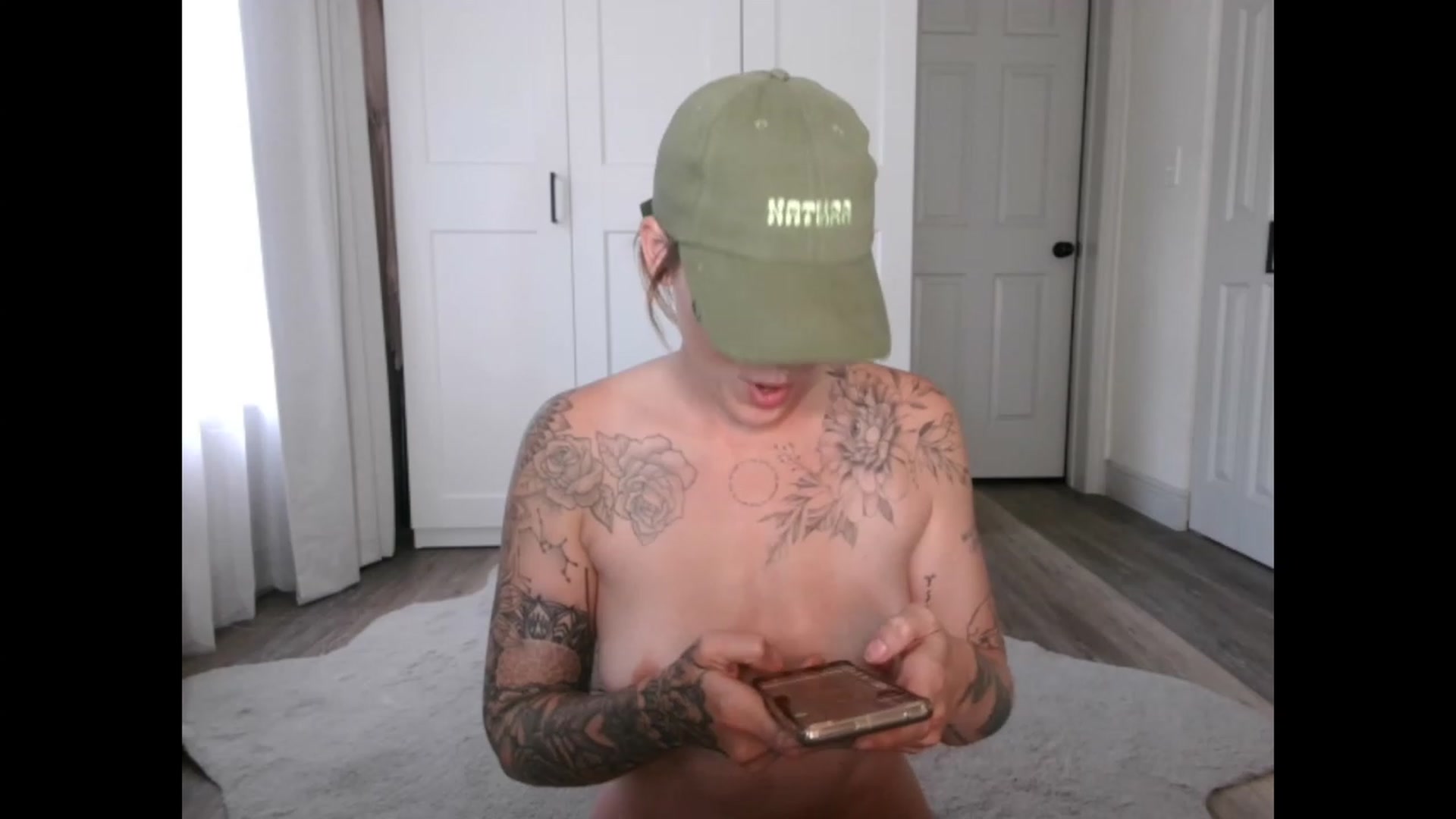 Gallery image thumbnail from Sunnyy_Dazee's myfreecams stream on, 04/28/2023, 23:05 image 17 of 20