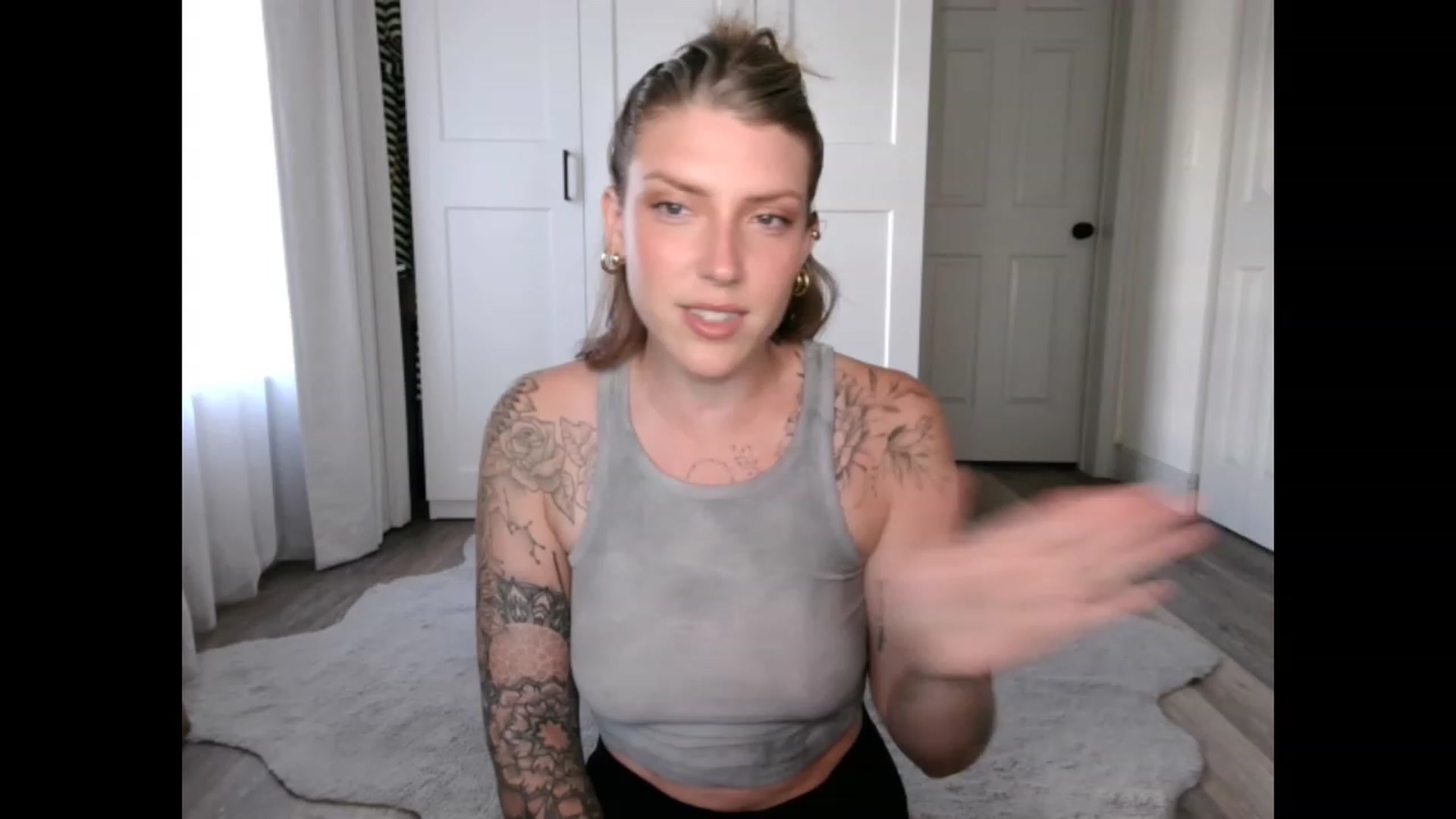Gallery image thumbnail from Sunnyy_Dazee's myfreecams stream on, 05/08/2023, 22:05 image 3 of 20