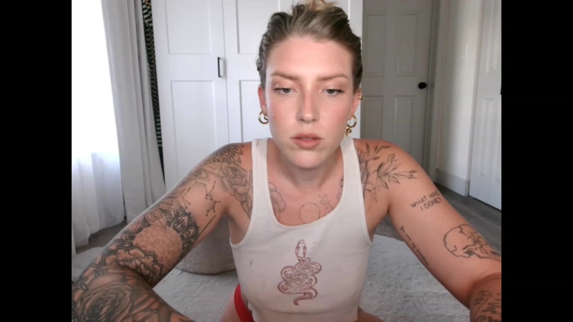 Gallery image thumbnail from Sunnyy_Dazee's myfreecams stream on, 05/15/2023, 22:19 image 12 of 20