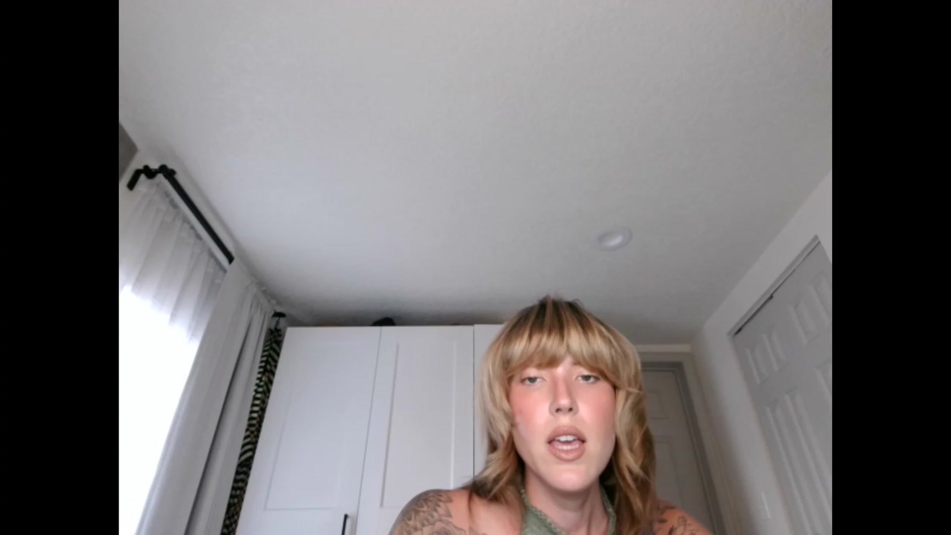 Gallery image thumbnail from Sunnyy_Dazee's myfreecams stream on, 05/16/2023, 21:33 image 4 of 20