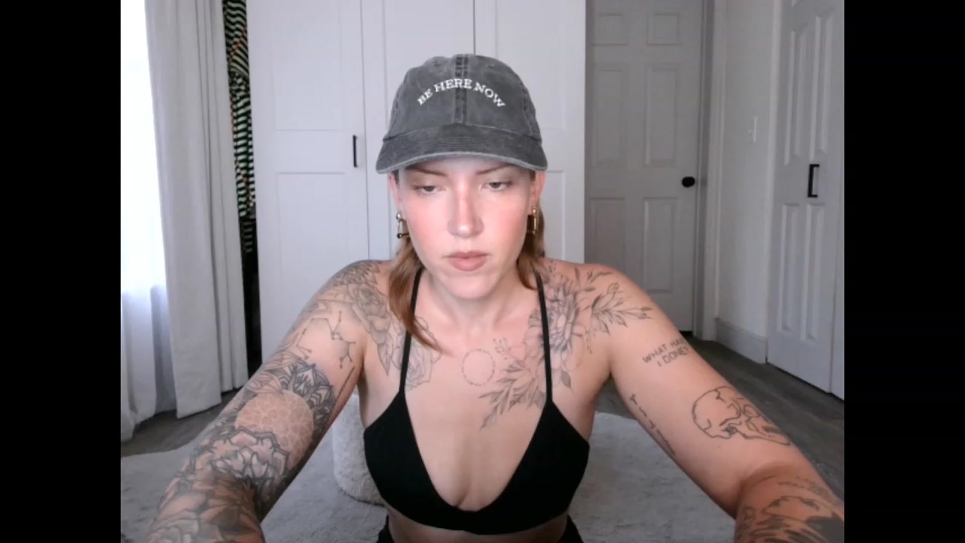 Gallery image thumbnail from Sunnyy_Dazee's myfreecams stream on, 05/25/2023, 23:39 image 20 of 20
