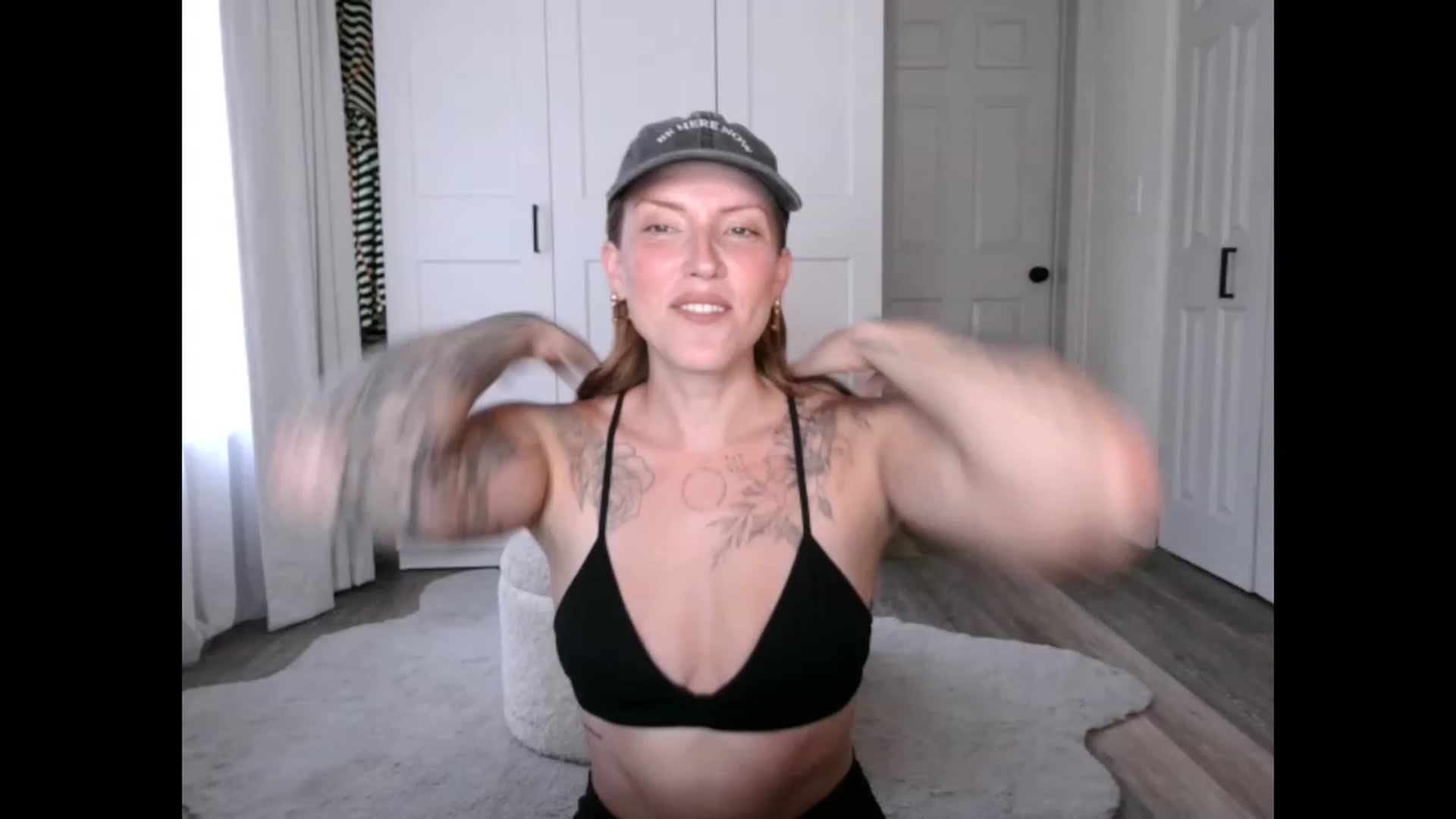Gallery image thumbnail from Sunnyy_Dazee's myfreecams stream on, 05/25/2023, 23:39 image 15 of 20