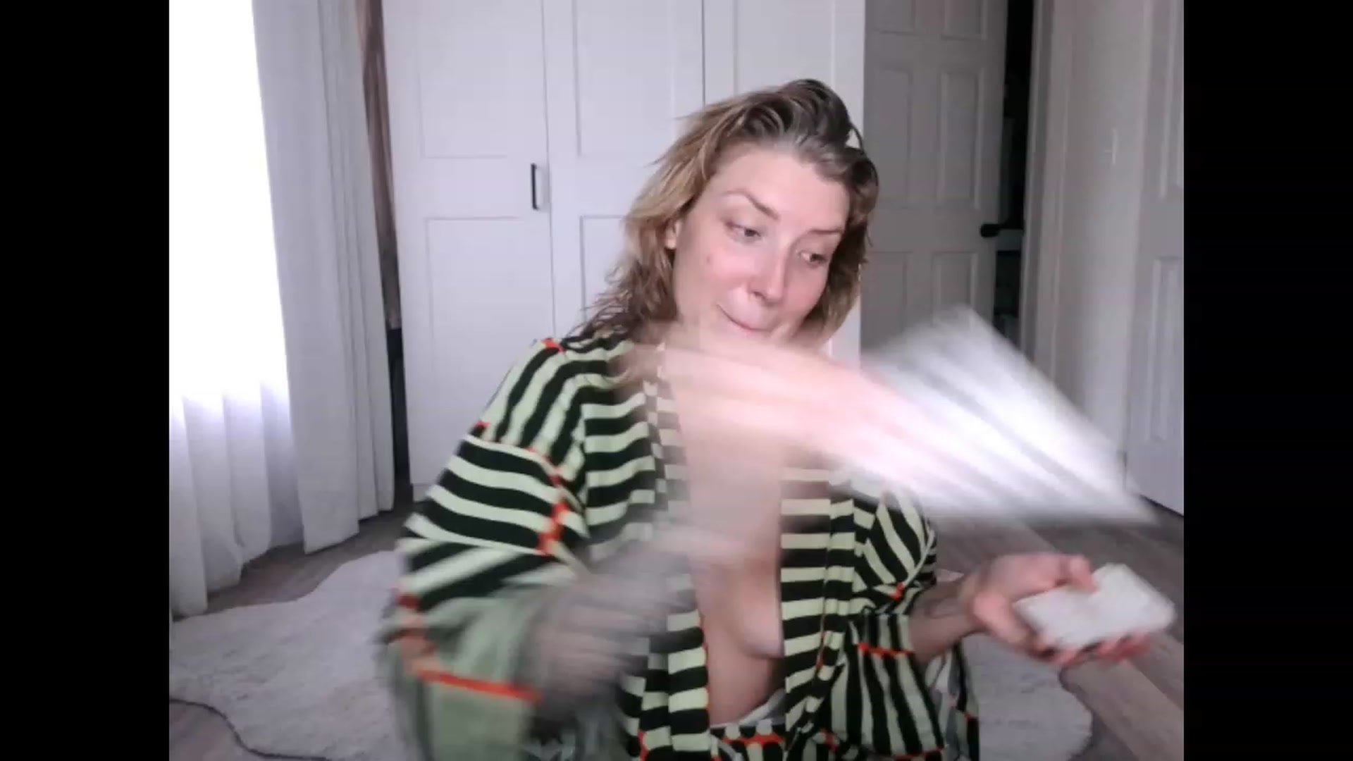 Gallery image thumbnail from Sunnyy_Dazee's myfreecams stream on, 05/26/2023, 23:34 image 3 of 20