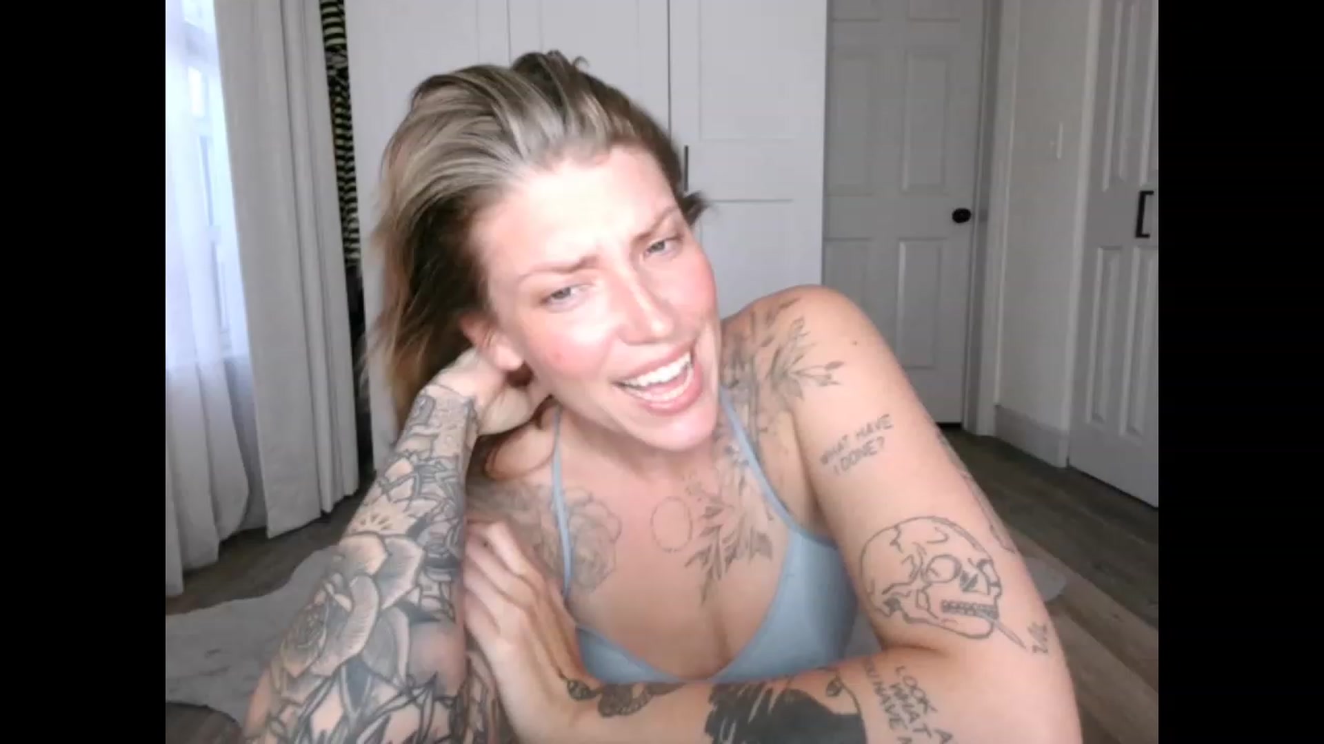 Gallery image thumbnail from Sunnyy_Dazee's myfreecams stream on, 05/31/2023, 24:23 image 8 of 20