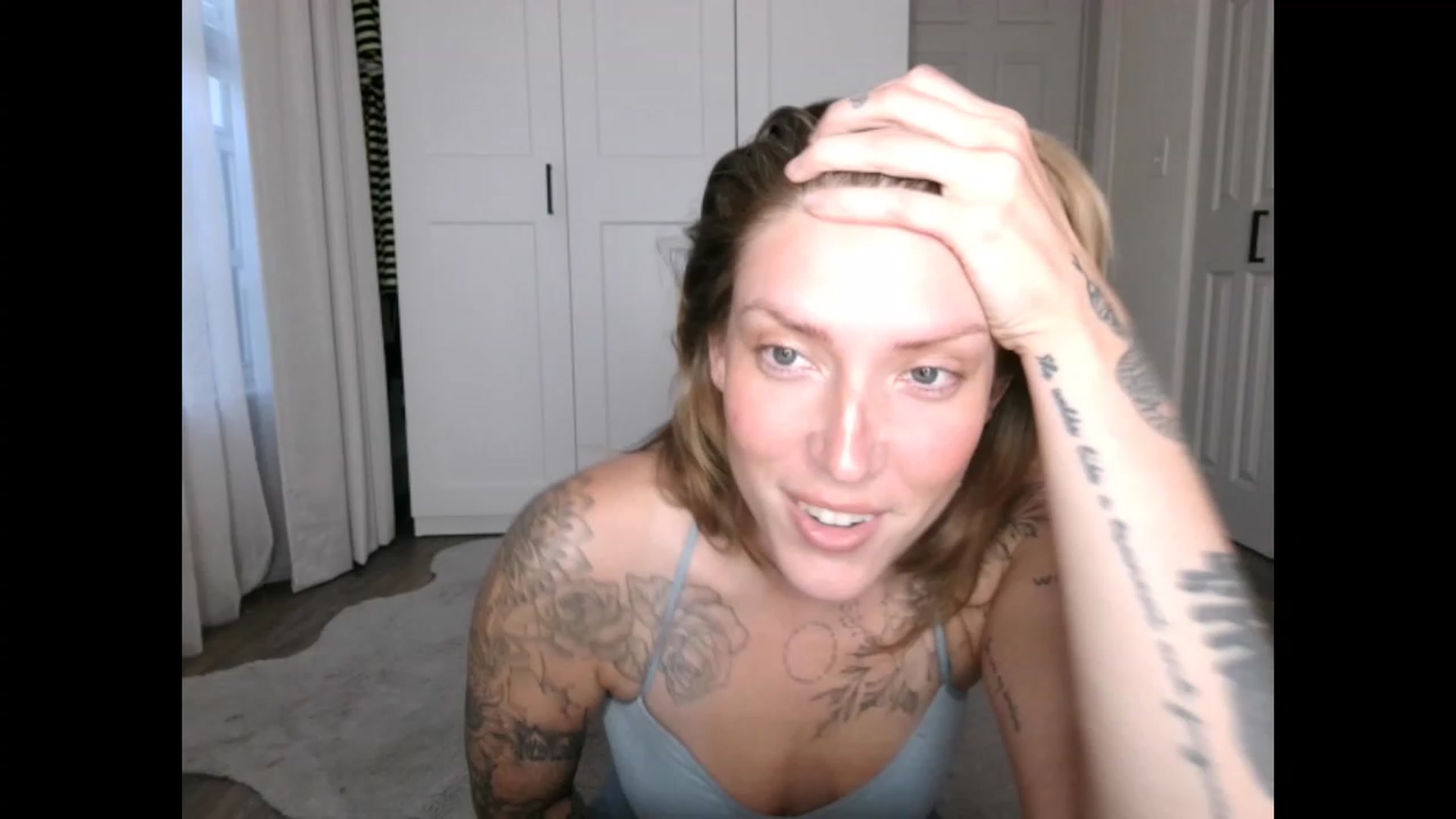 Gallery image thumbnail from Sunnyy_Dazee's myfreecams stream on, 05/31/2023, 24:23 image 17 of 20