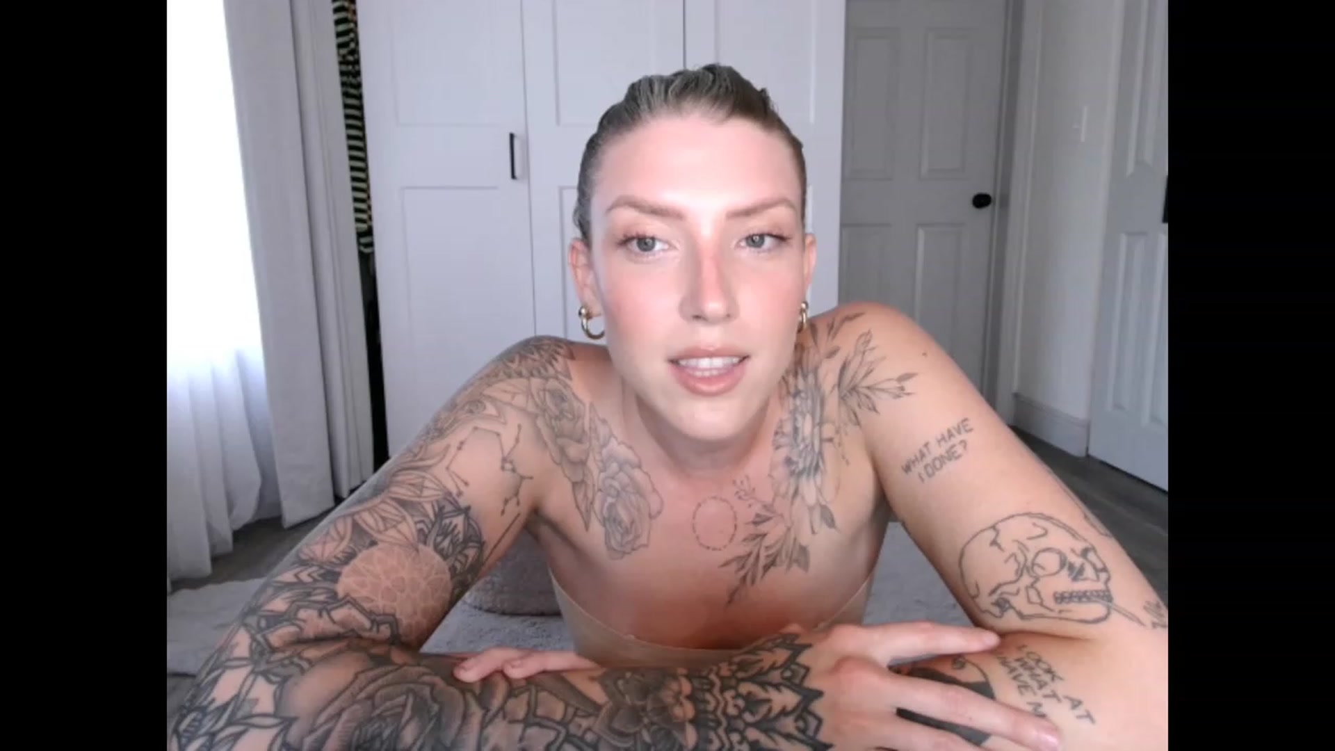 Gallery image thumbnail from Sunnyy_Dazee's myfreecams stream on, 06/01/2023, 23:19 image 10 of 20