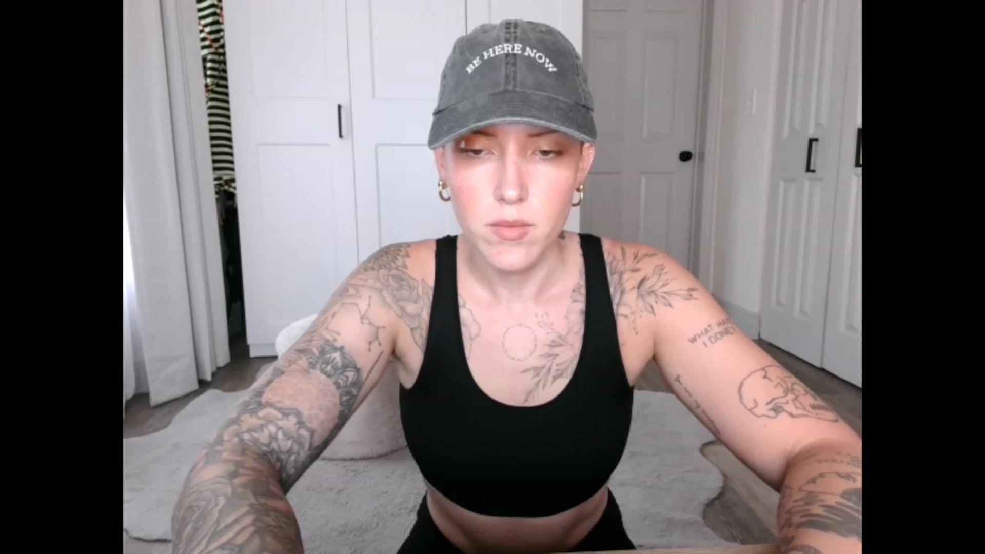 Gallery image thumbnail from Sunnyy_Dazee's myfreecams stream on, 06/02/2023, 21:22 image 4 of 20