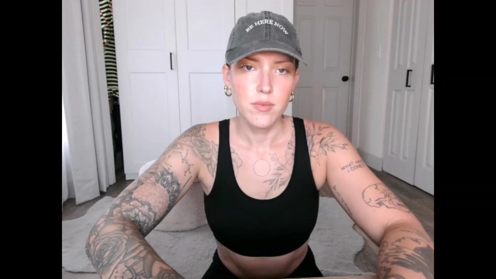 Gallery image thumbnail from Sunnyy_Dazee's myfreecams stream on, 06/02/2023, 21:22 image 6 of 20