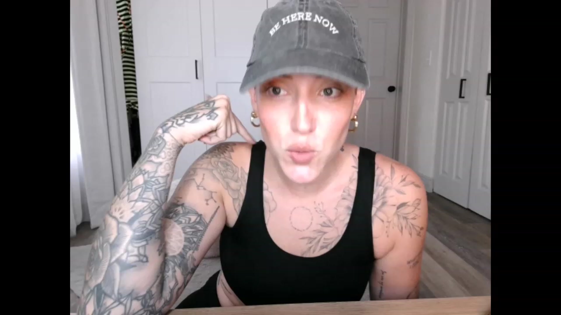 Gallery image thumbnail from Sunnyy_Dazee's myfreecams stream on, 06/02/2023, 21:22 image 19 of 20