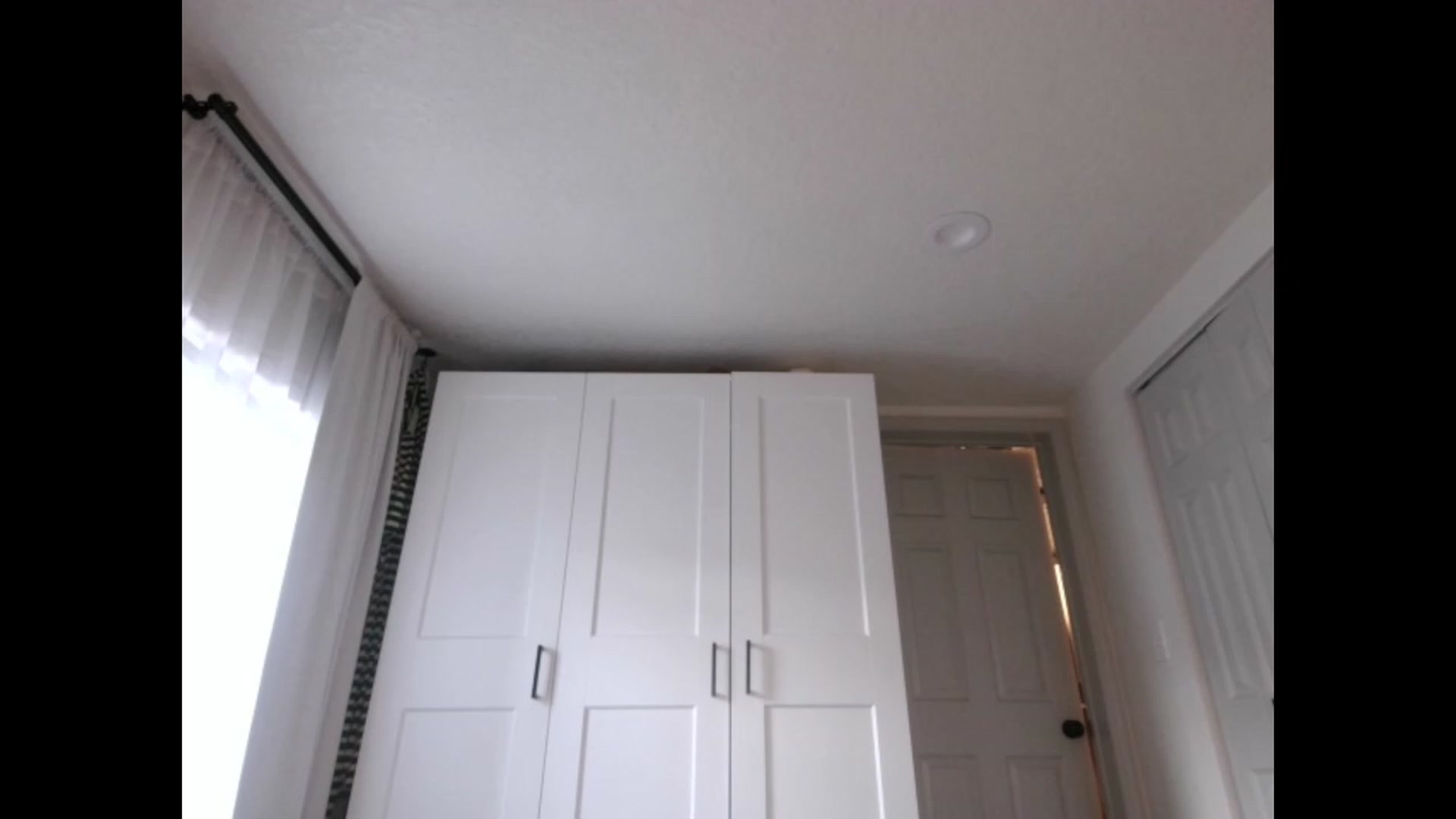Gallery image thumbnail from Sunnyy_Dazee's myfreecams stream on, 07/22/2023, 24:05 image 19 of 20