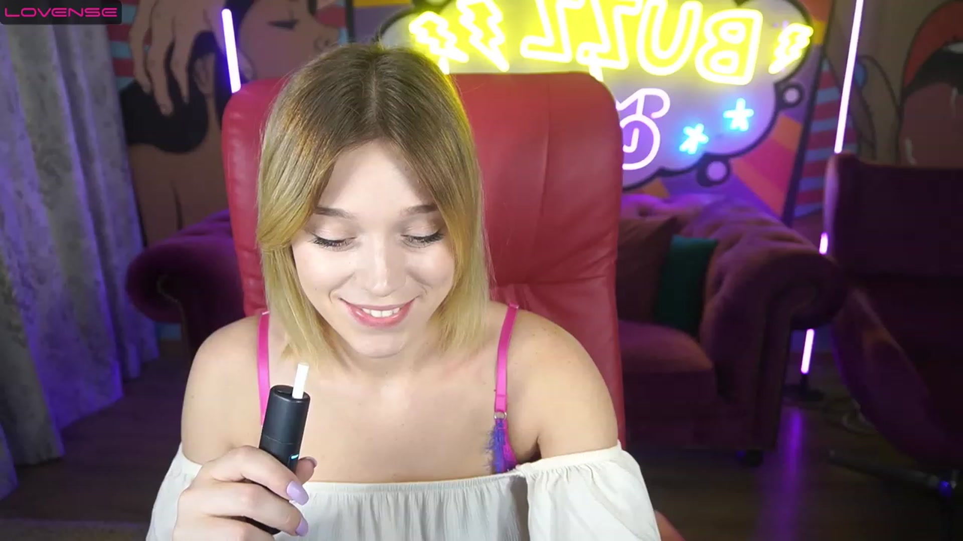 Gallery image thumbnail from SunnyyyLana's myfreecams stream on, 06/26/2023, 08:11 image 15 of 20
