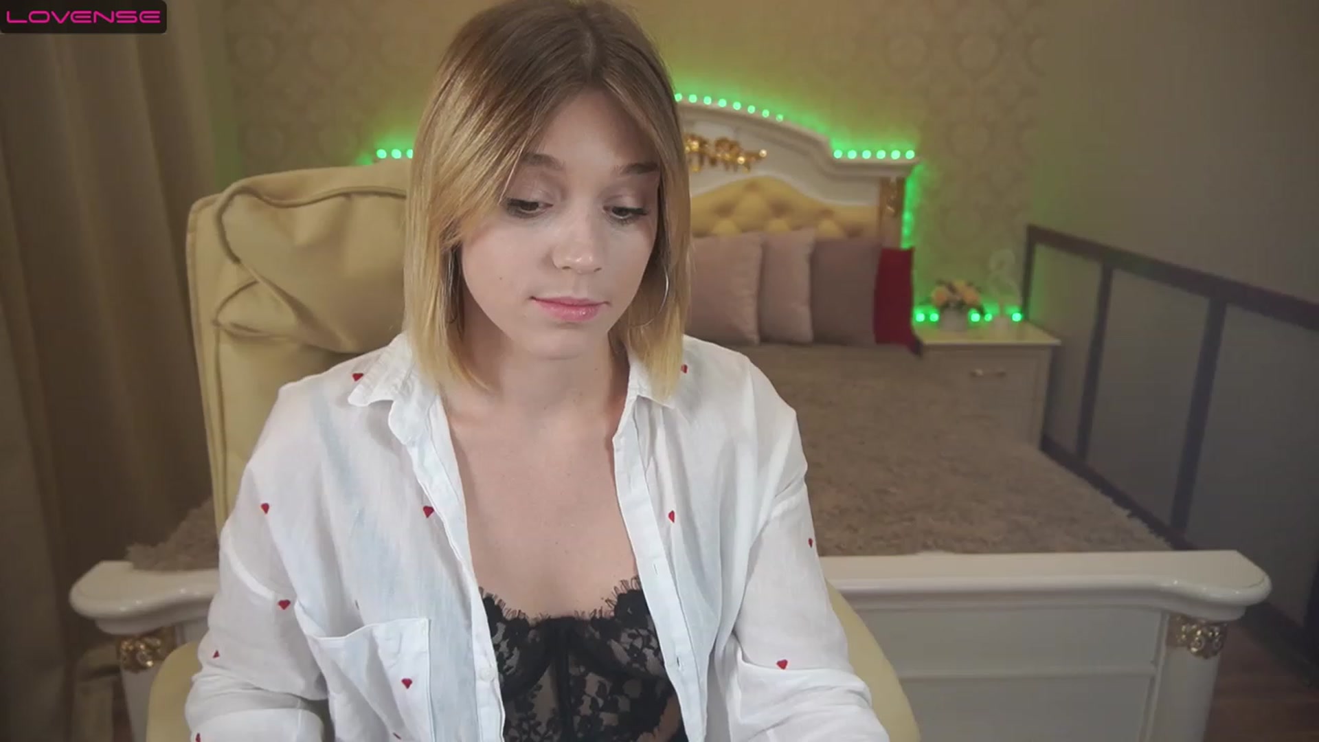 Gallery image thumbnail from SunnyyyLana's myfreecams stream on, 07/01/2023, 10:52 image 16 of 20