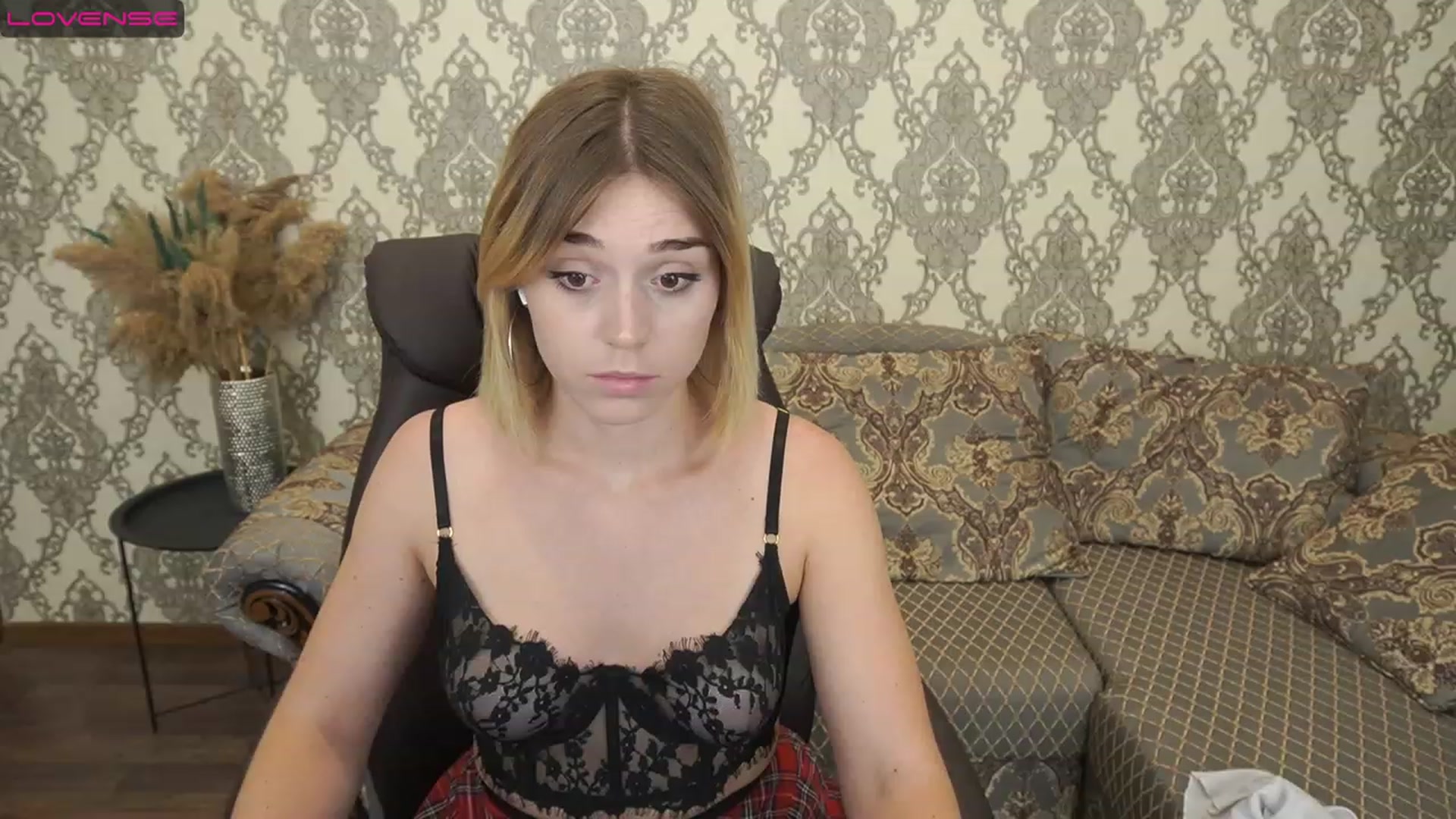Gallery image thumbnail from SunnyyyLana's myfreecams stream on, 07/05/2023, 11:45 image 7 of 20