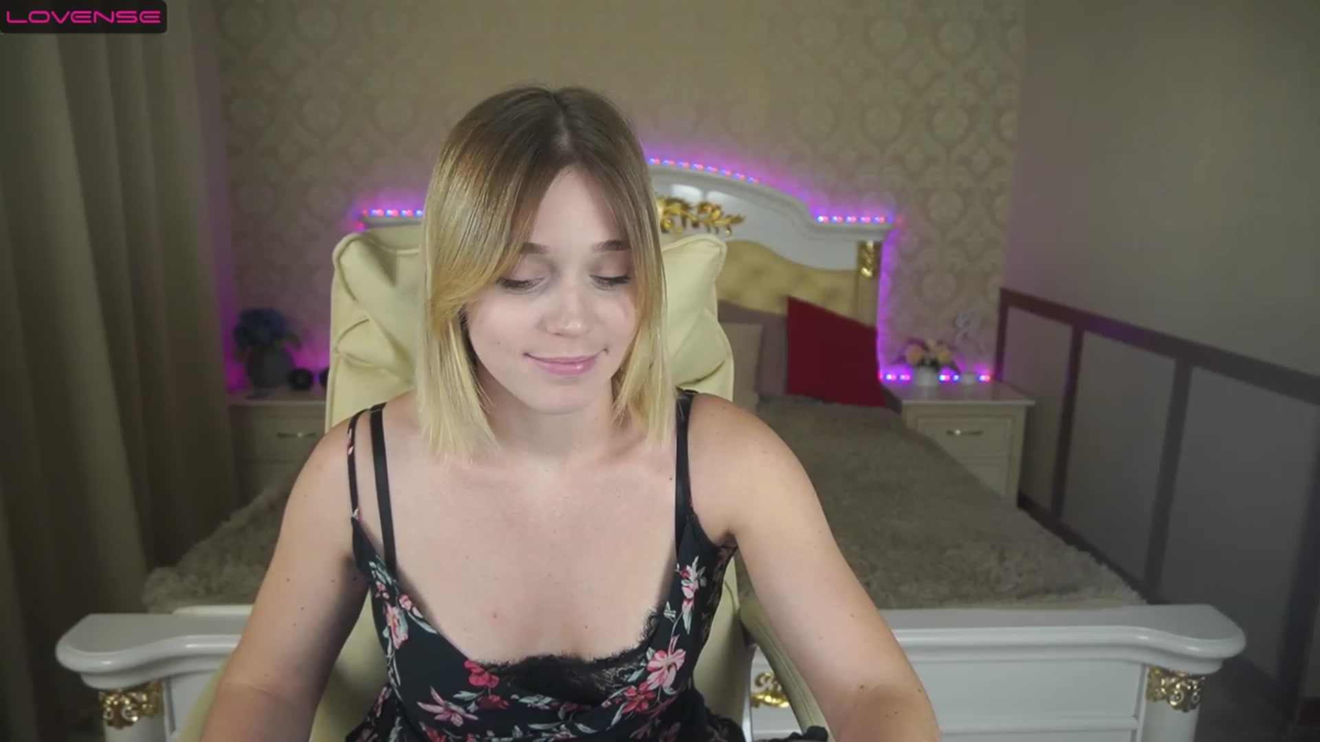Gallery image thumbnail from SunnyyyLana's myfreecams stream on, 07/14/2023, 11:00 image 3 of 20