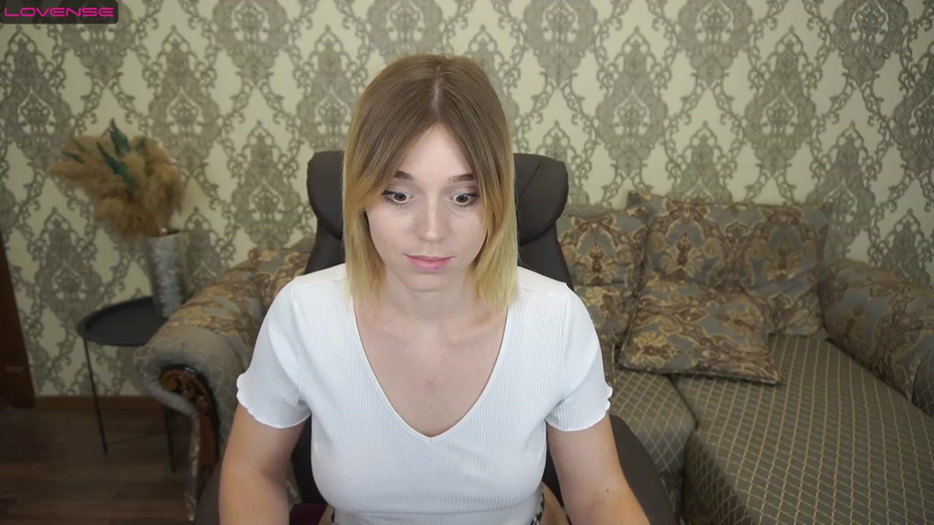 Gallery image thumbnail from SunnyyyLana's myfreecams stream on, 07/22/2023, 11:36 image 6 of 20