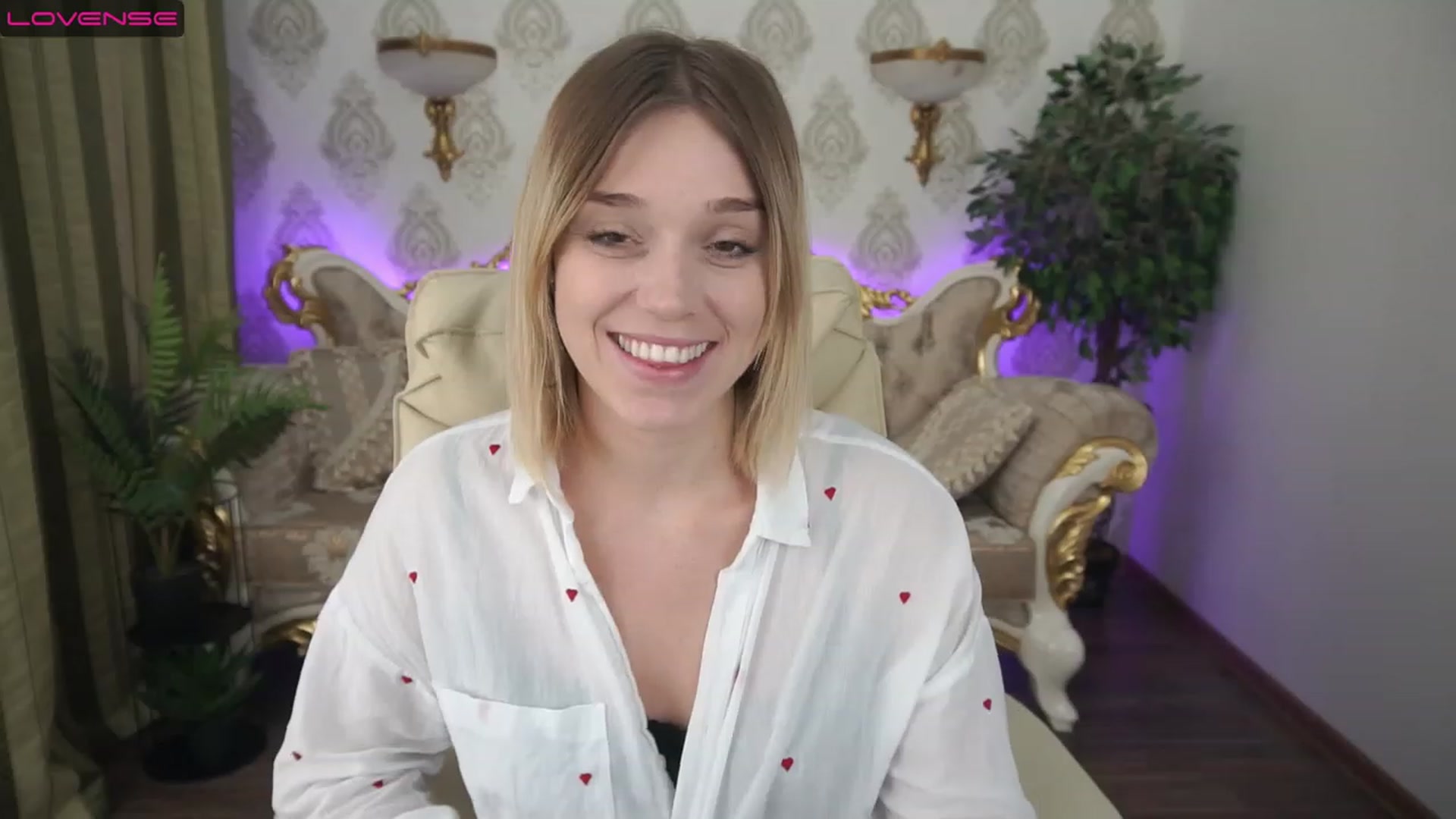 Gallery image thumbnail from SunnyyyLana's myfreecams stream on, 08/04/2023, 11:49 image 3 of 20