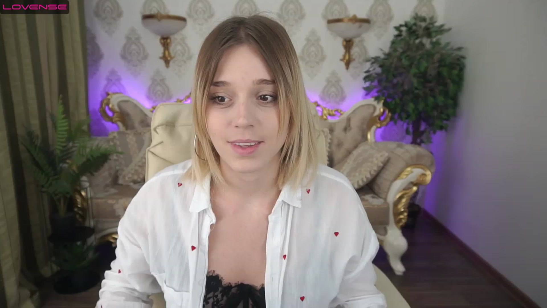 Gallery image thumbnail from SunnyyyLana's myfreecams stream on, 08/04/2023, 11:49 image 13 of 20