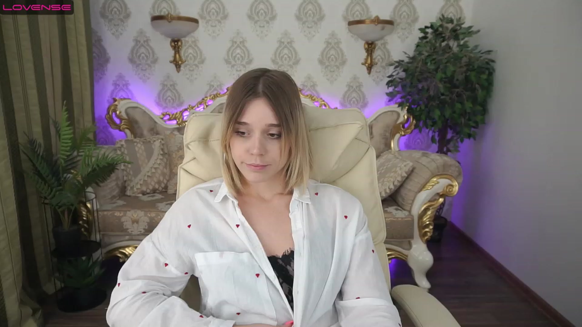 Gallery image thumbnail from SunnyyyLana's myfreecams stream on, 08/04/2023, 11:49 image 11 of 20