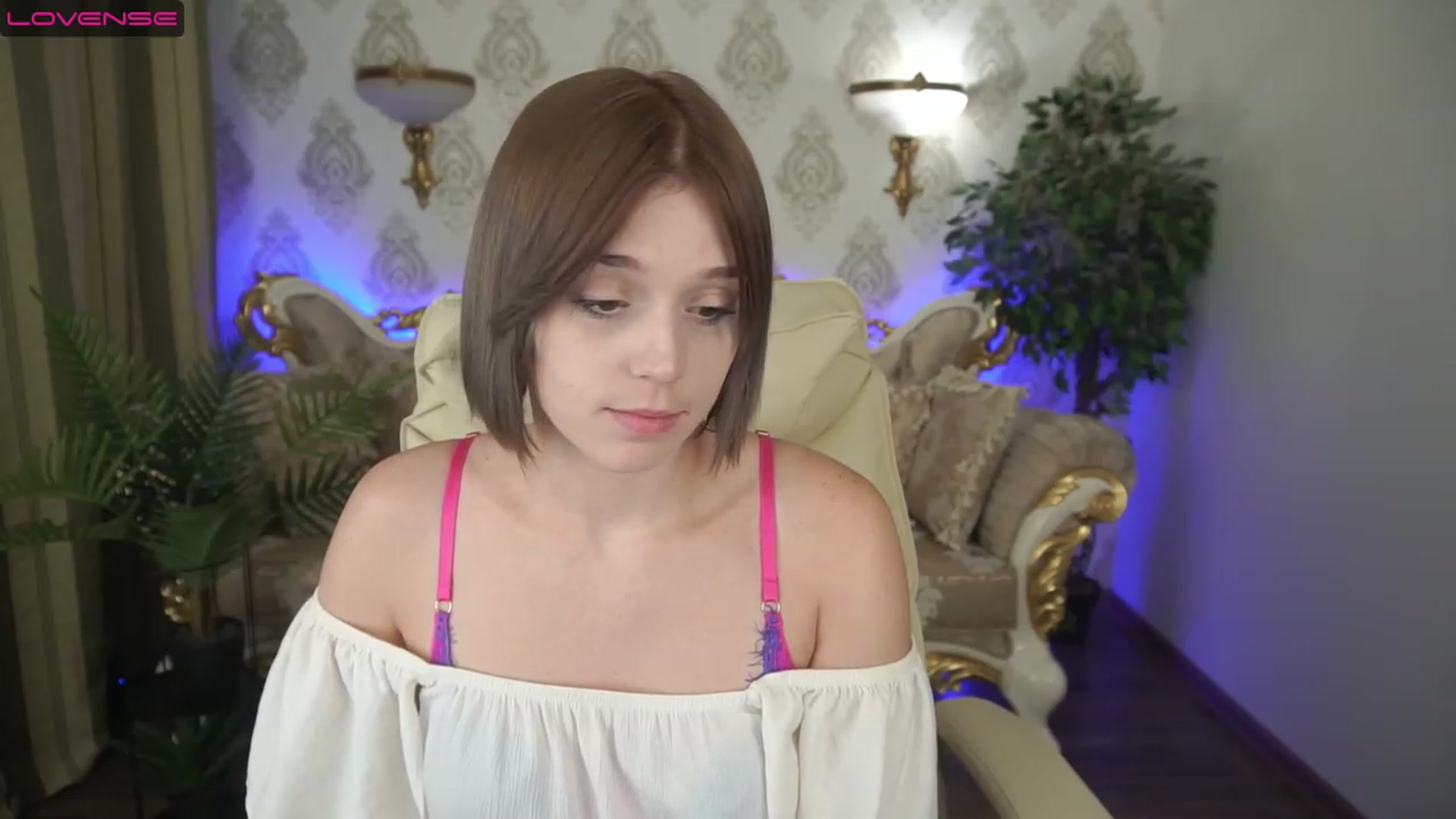 Gallery image thumbnail from SunnyyyLana's myfreecams stream on, 08/21/2023, 11:50 image 6 of 20