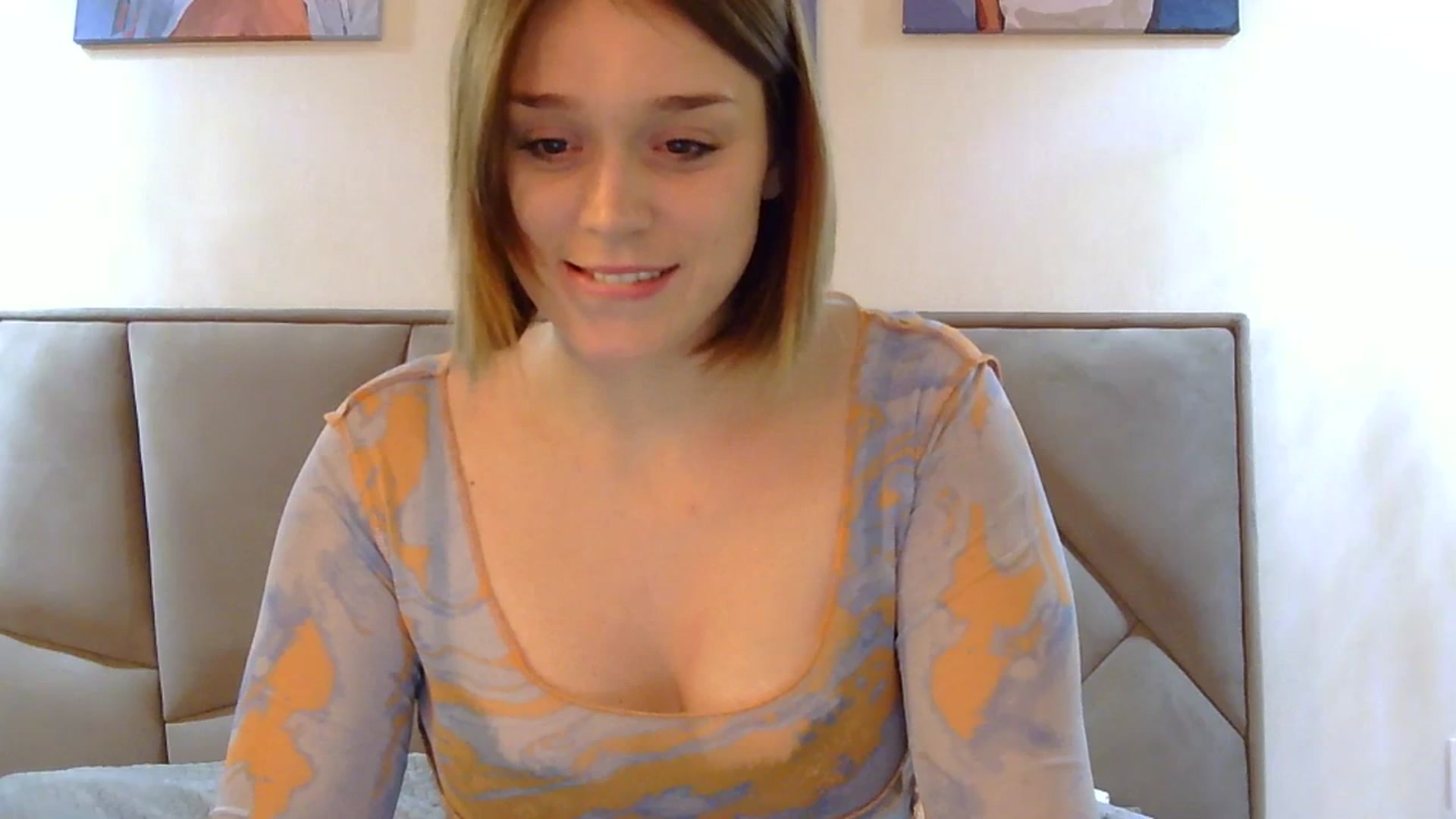Gallery image thumbnail from SunnyyyLana's myfreecams stream on, 01/15/2024, 22:38 image 6 of 20