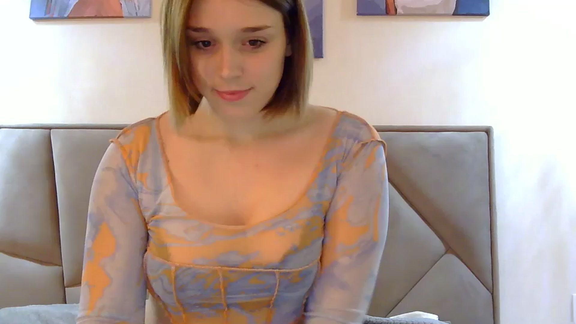 Gallery image thumbnail from SunnyyyLana's myfreecams stream on, 01/15/2024, 22:38 image 1 of 20
