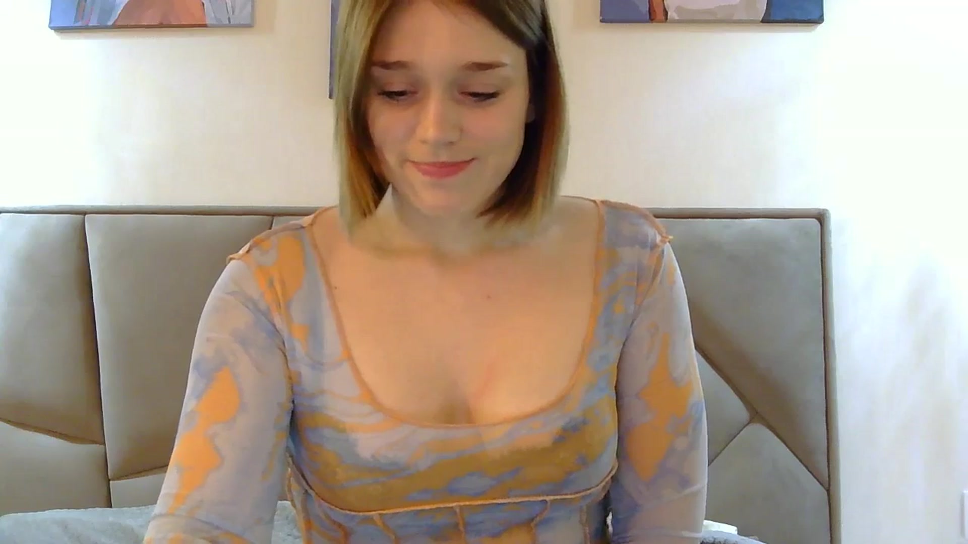 Gallery image thumbnail from SunnyyyLana's myfreecams stream on, 01/15/2024, 22:38 image 5 of 20