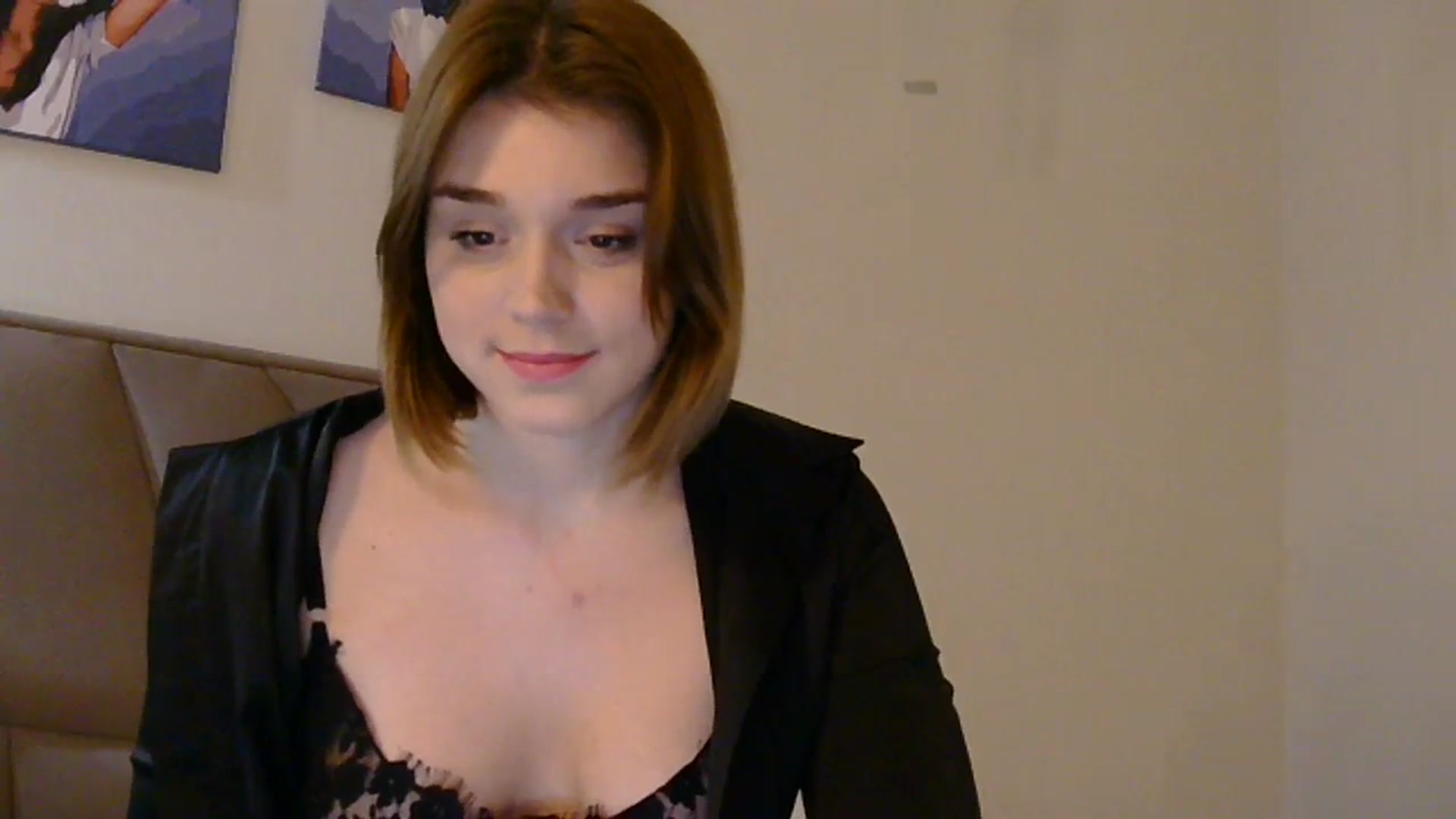 Gallery image thumbnail from SunnyyyLana's myfreecams stream on, 02/09/2024, 18:48 image 12 of 20