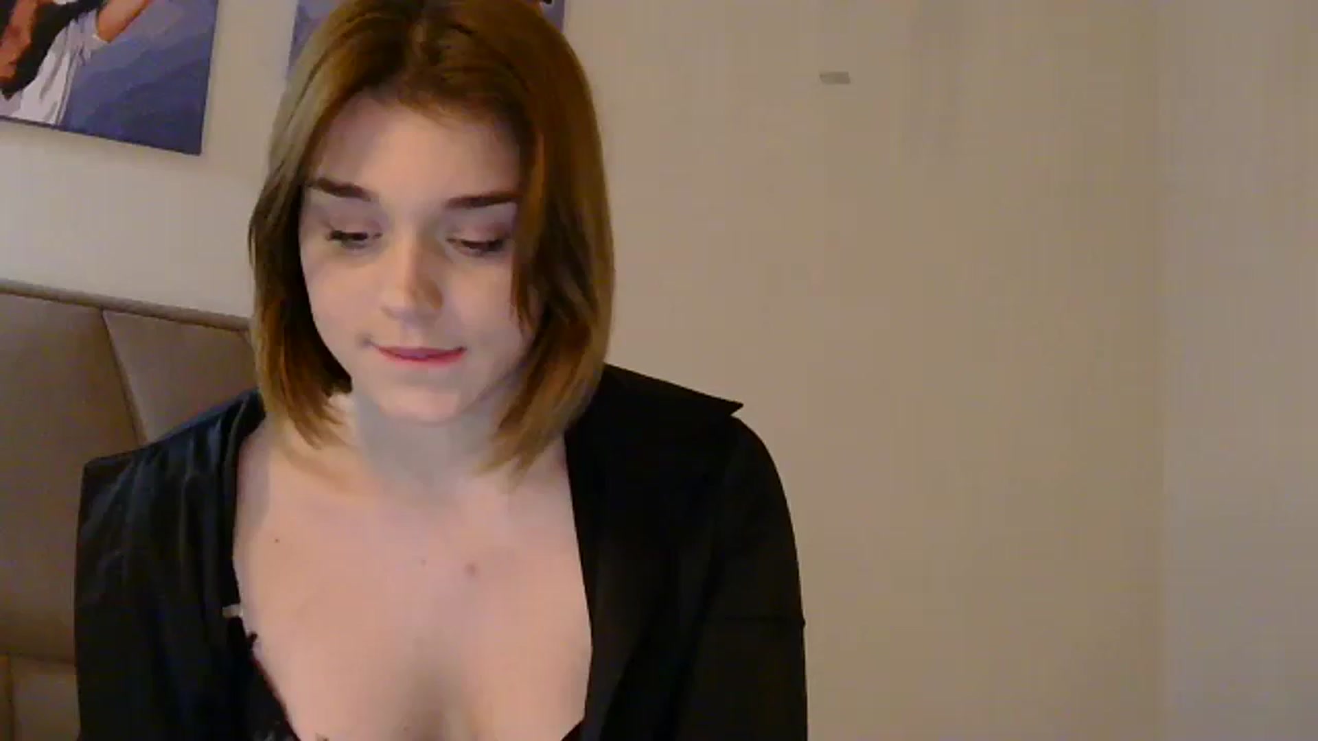 Gallery image thumbnail from SunnyyyLana's myfreecams stream on, 02/09/2024, 18:48 image 13 of 20