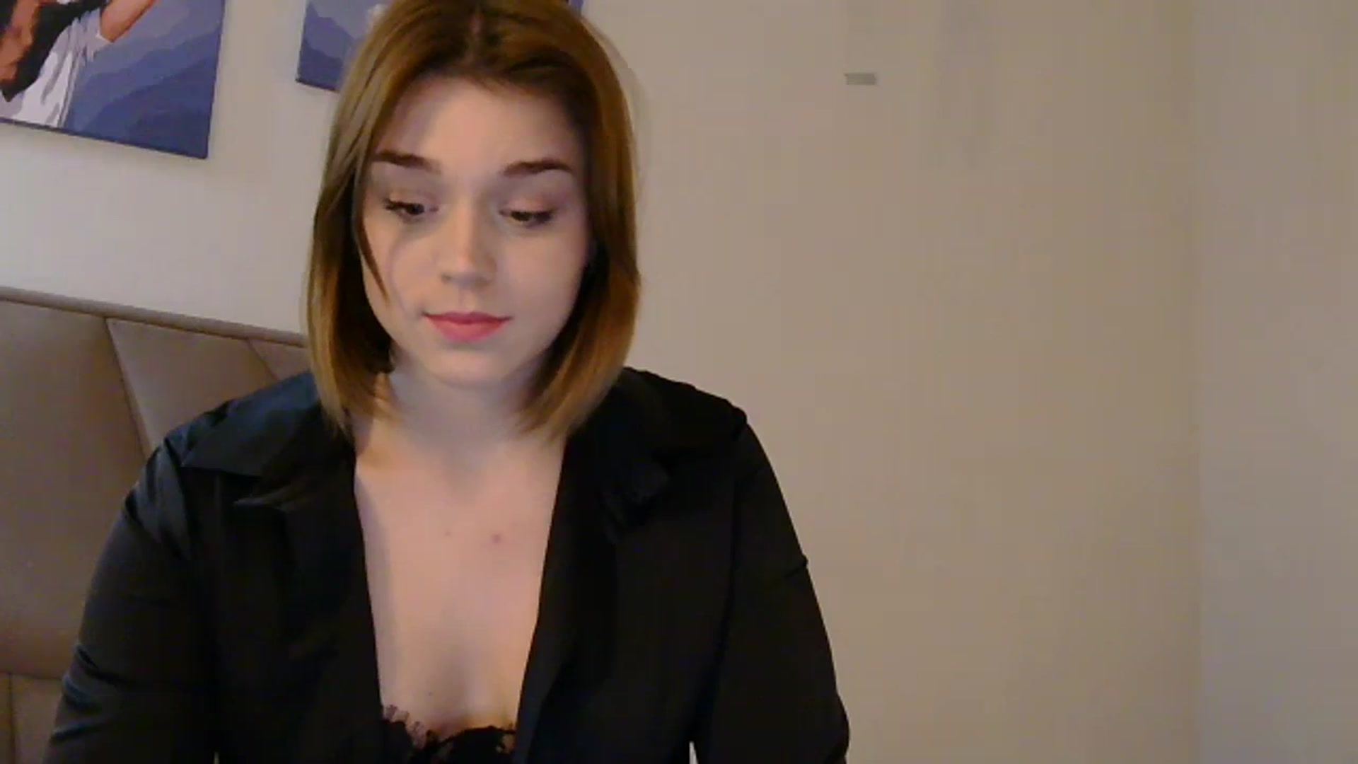 Gallery image thumbnail from SunnyyyLana's myfreecams stream on, 02/09/2024, 18:48 image 19 of 20