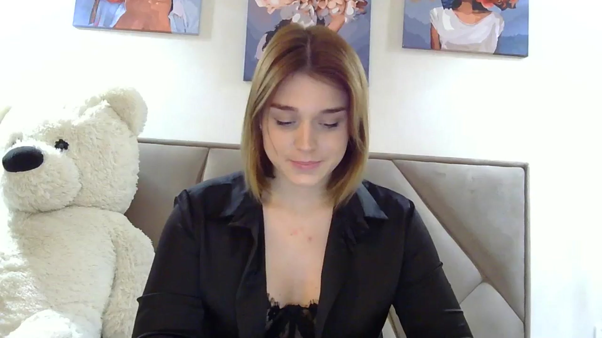 Gallery image thumbnail from SunnyyyLana's myfreecams stream on, 02/09/2024, 21:52 image 12 of 20