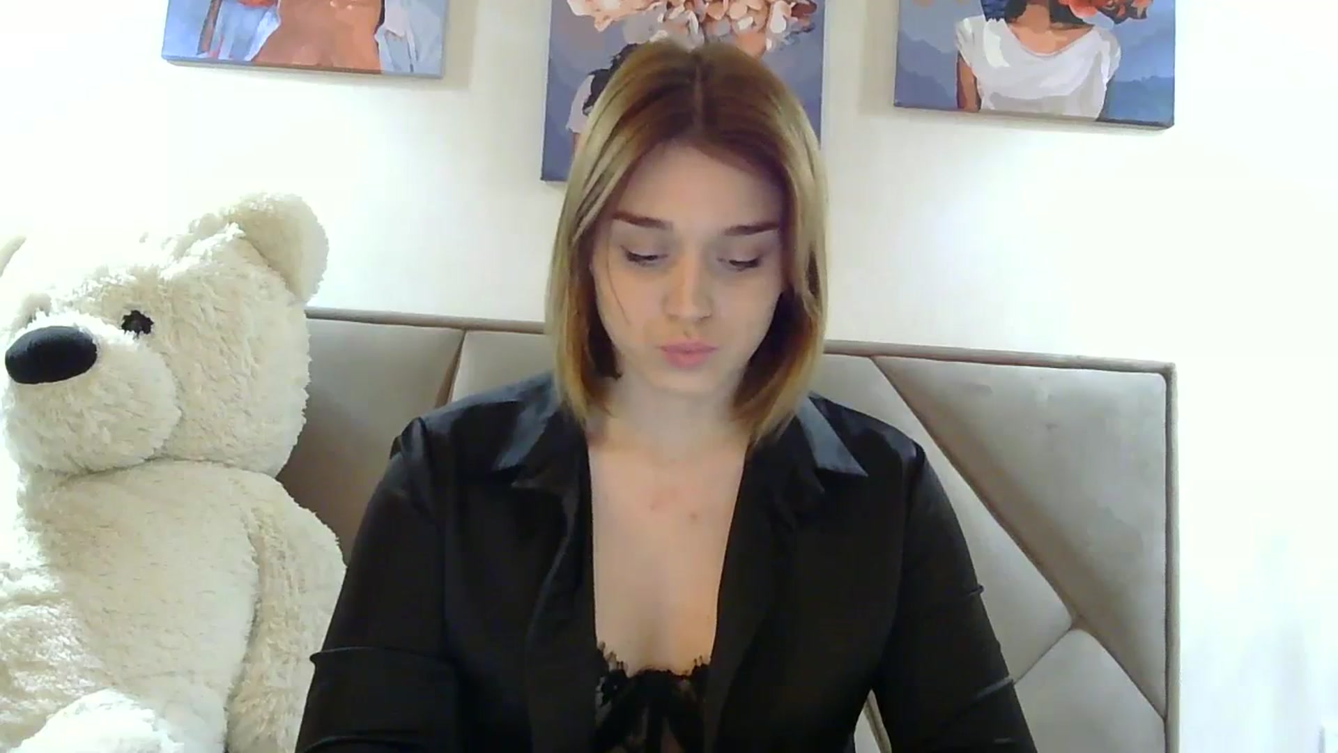 Gallery image thumbnail from SunnyyyLana's myfreecams stream on, 02/09/2024, 21:52 image 8 of 20