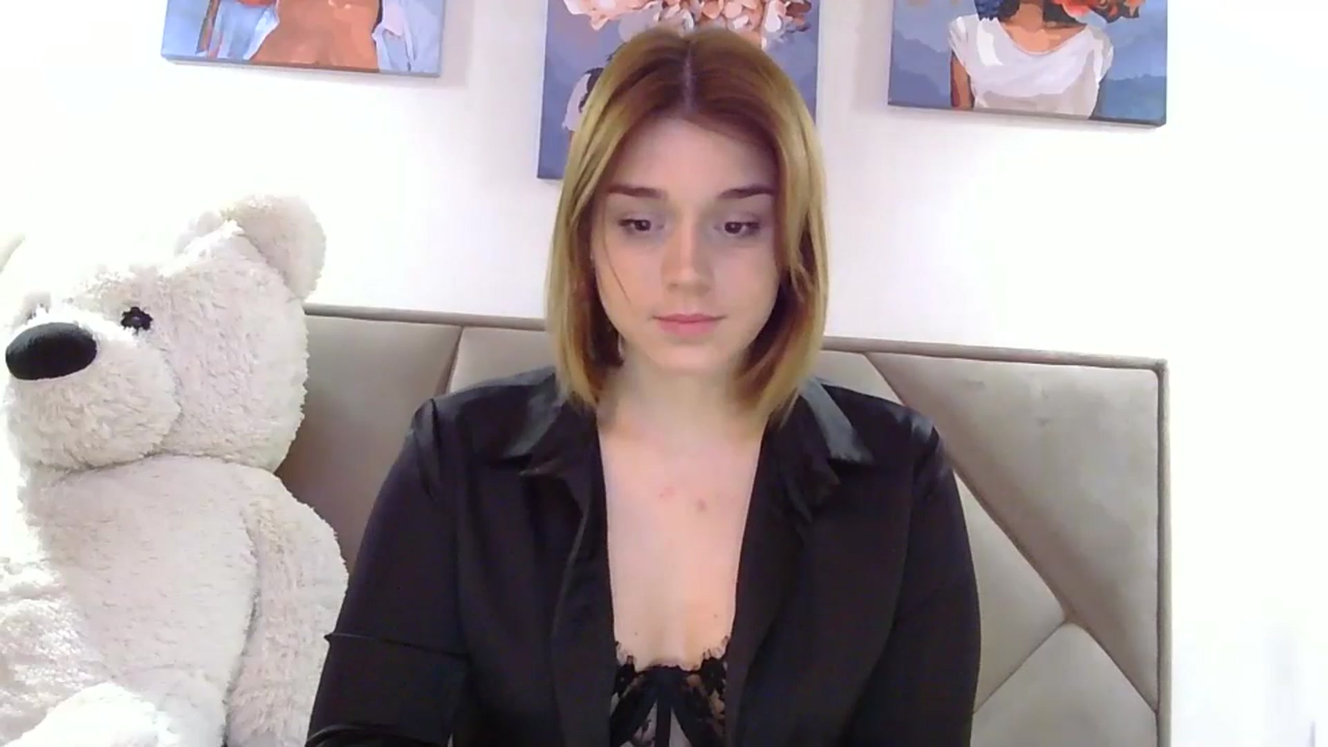 Gallery image thumbnail from SunnyyyLana's myfreecams stream on, 02/09/2024, 21:52 image 18 of 20