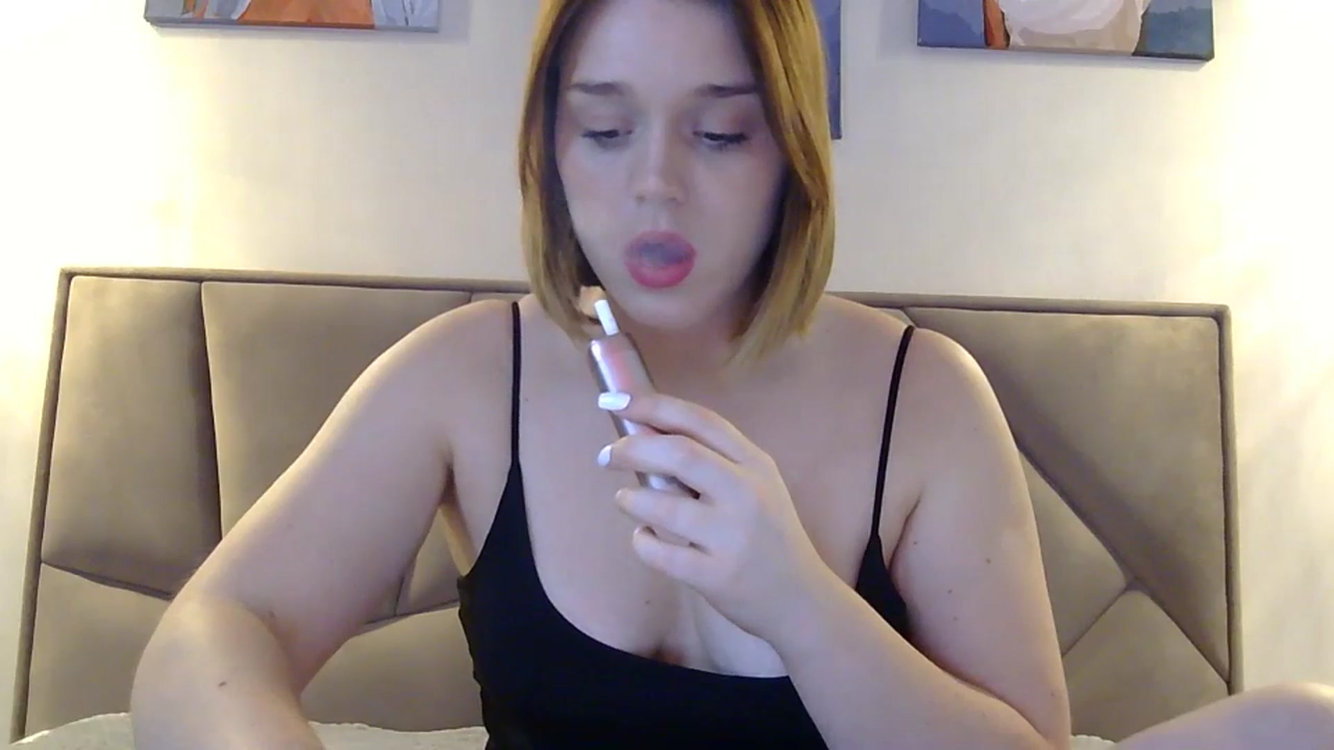 Gallery image thumbnail from SunnyyyLana's myfreecams stream on, 02/23/2024, 23:22 image 11 of 20